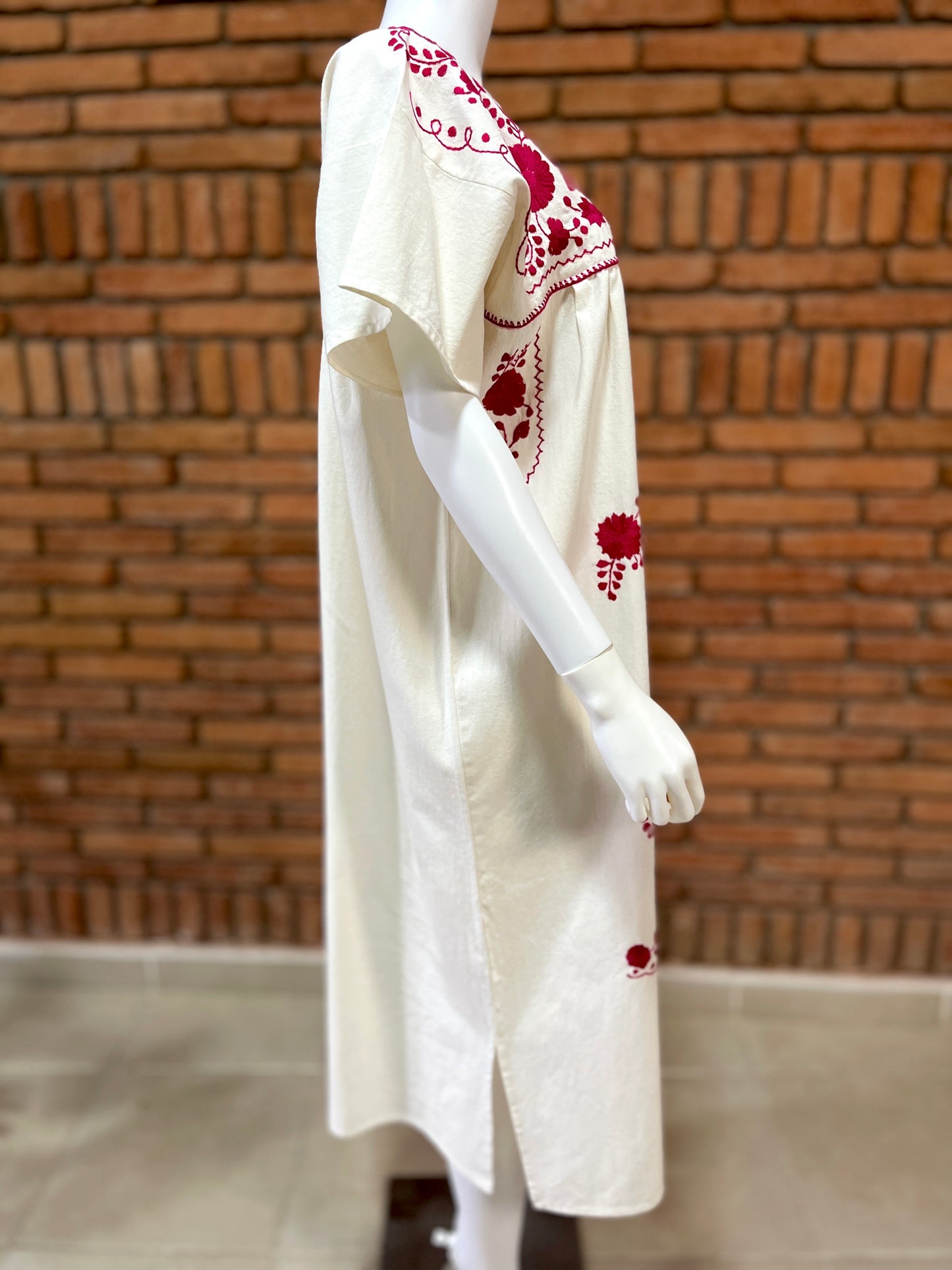 Vestido Mexicano Manta Bordado a Mano Talla Chica