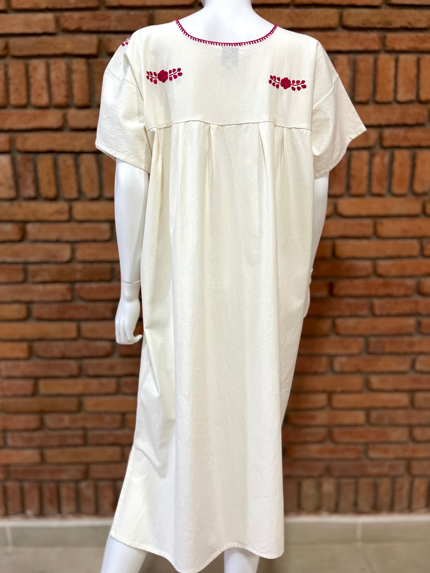 Vestido Mexicano Manta Bordado a Mano Talla Chica