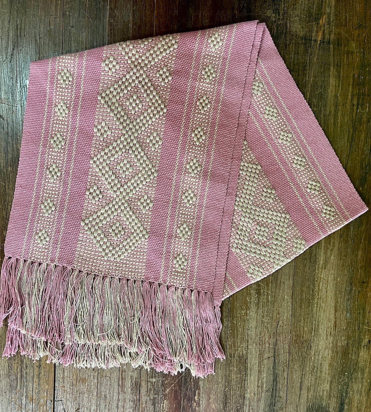 Caminos de Mesa Hecho en Telar de Cintura (diferentes colores).