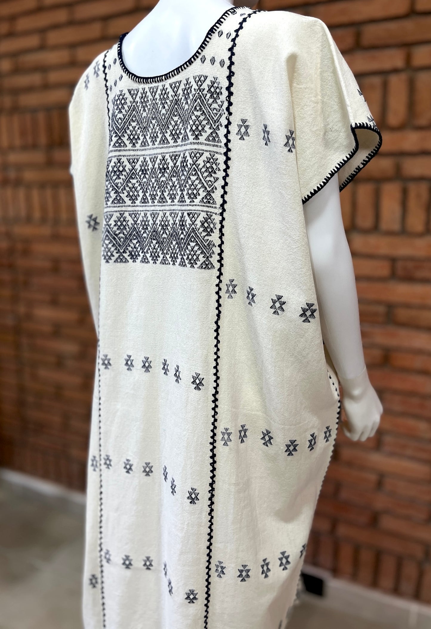 Vestido/Huipil Hecho a Mano Mod. Amuzgos Tradicional Multicolor Unitalla.