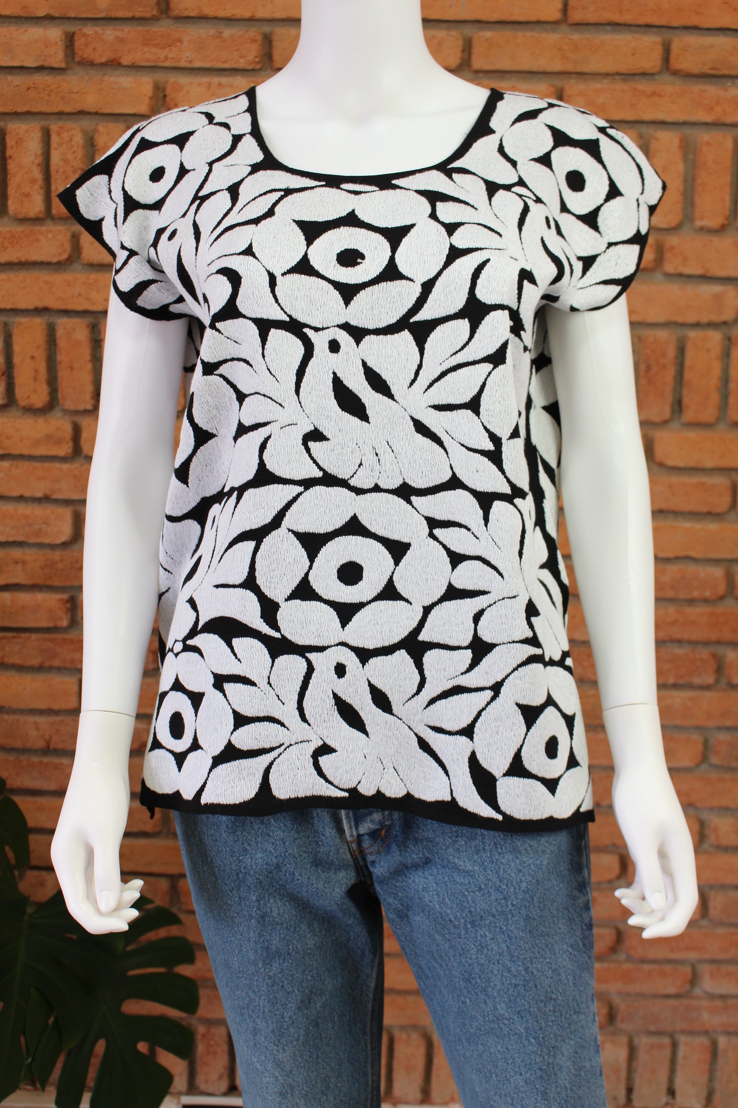 Blusa Bordada a Mano Mod. Jalapa Unitalla
