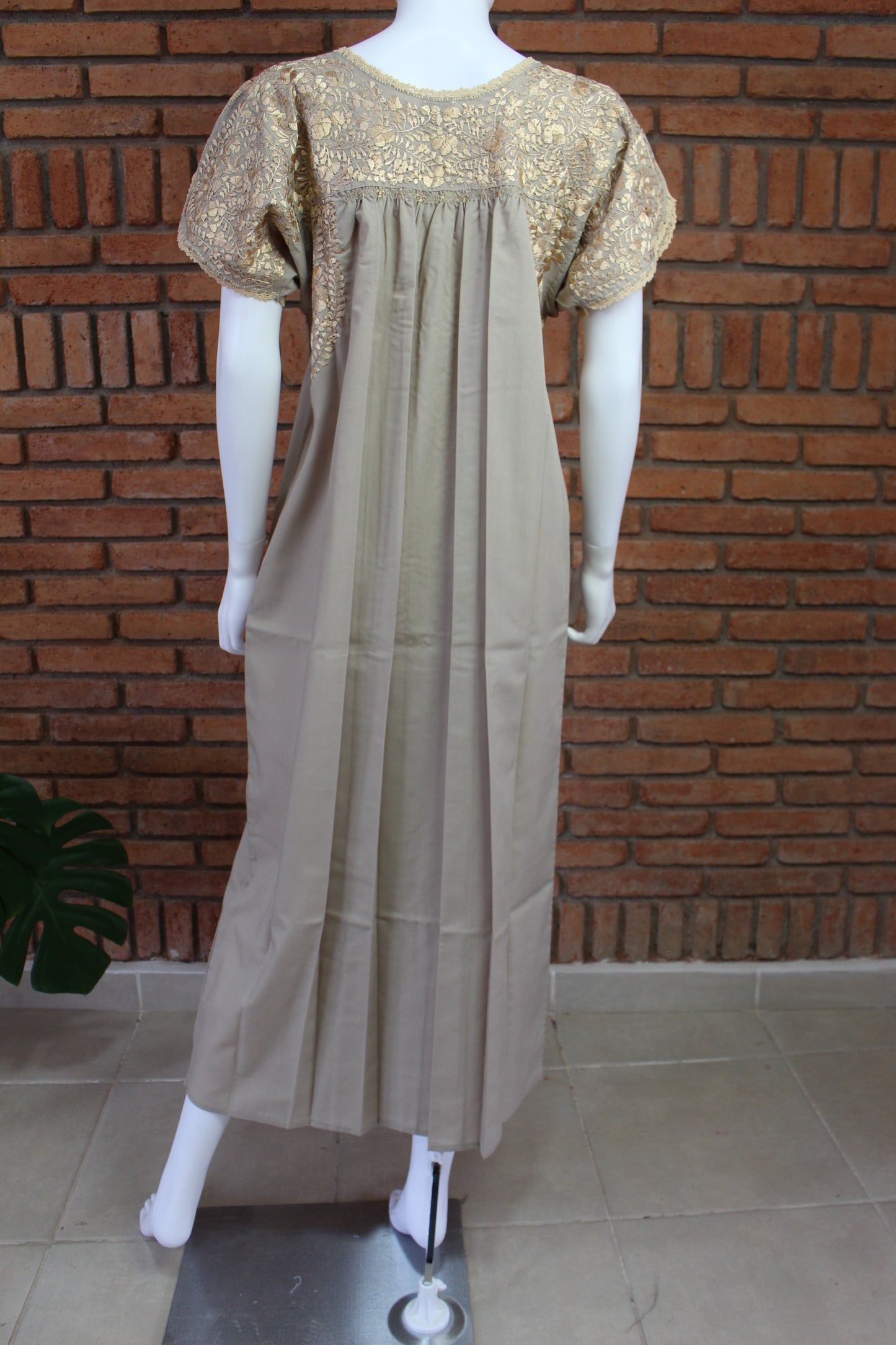 Vestido Bordado a Mano Mod. San Antonino Unitalla (Diferentes colores)