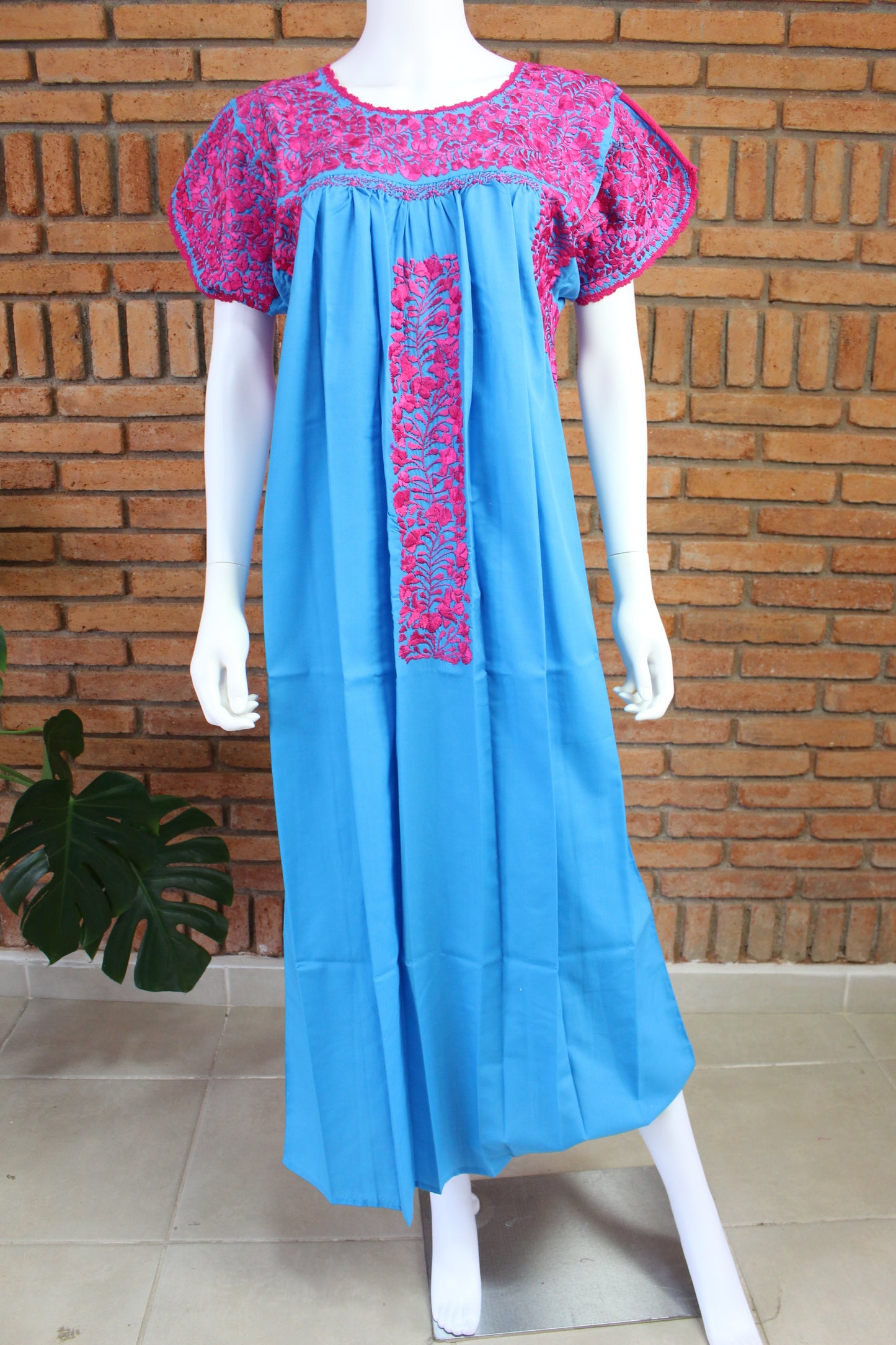Vestido Bordado a Mano Mod. San Antonino Unitalla (Diferentes colores)