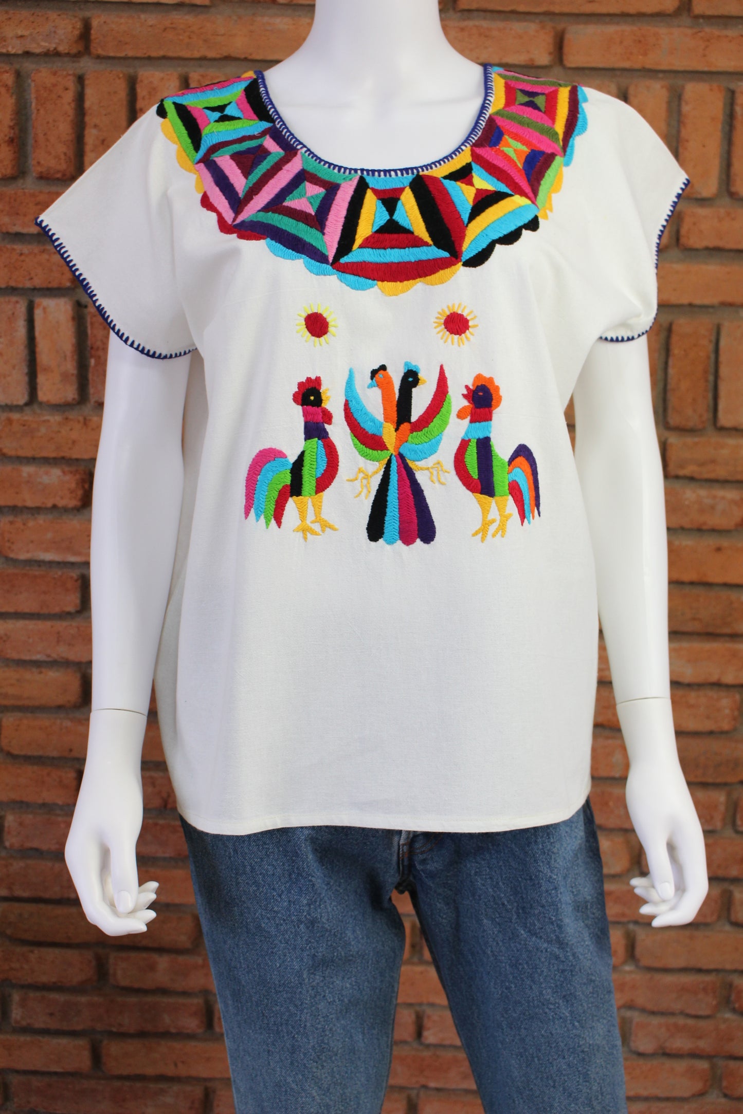 Blusa Artesanal Bordada a Mano Multicolor Mod. Huazolo Manta Unitalla