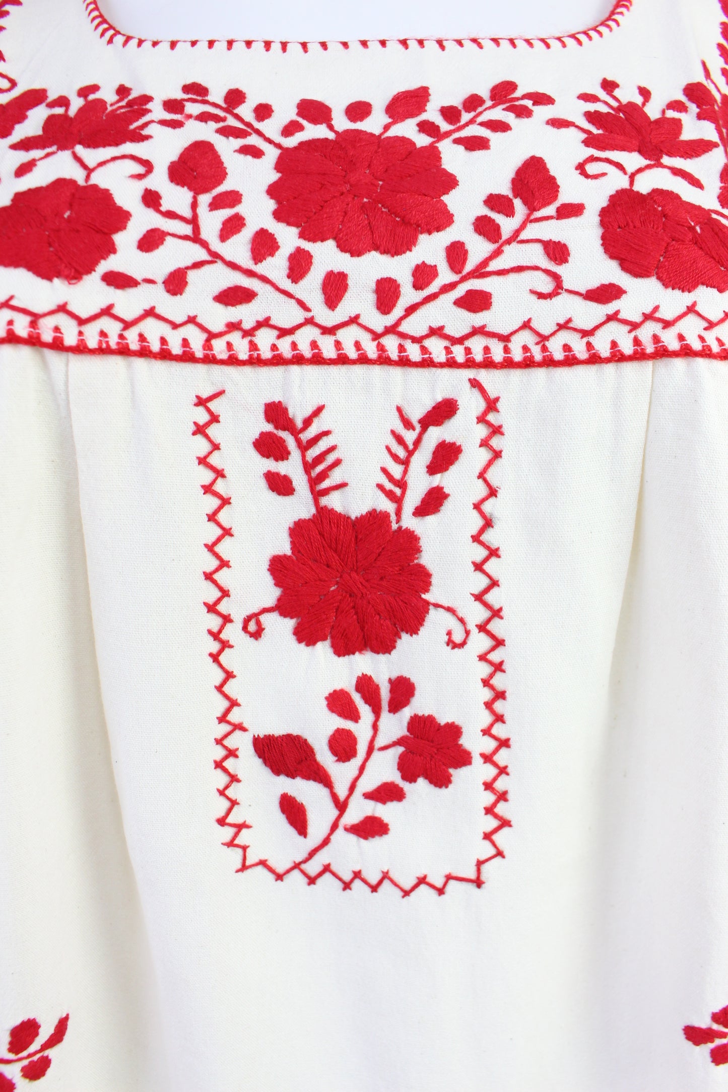 Vestido Mexicano Manta Bordado a Mano Talla M