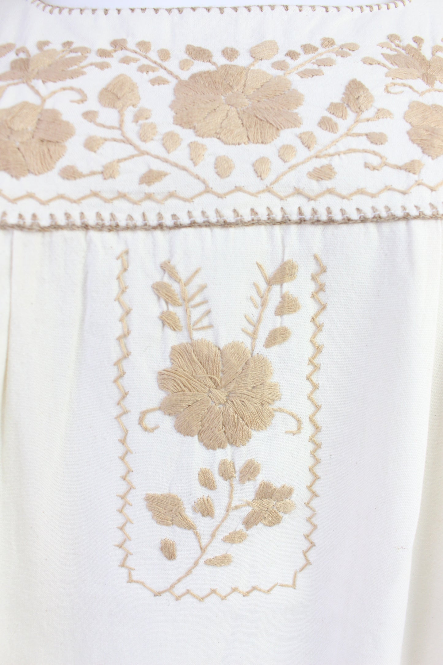 Vestido Mexicano Manta Bordado a Mano Talla M