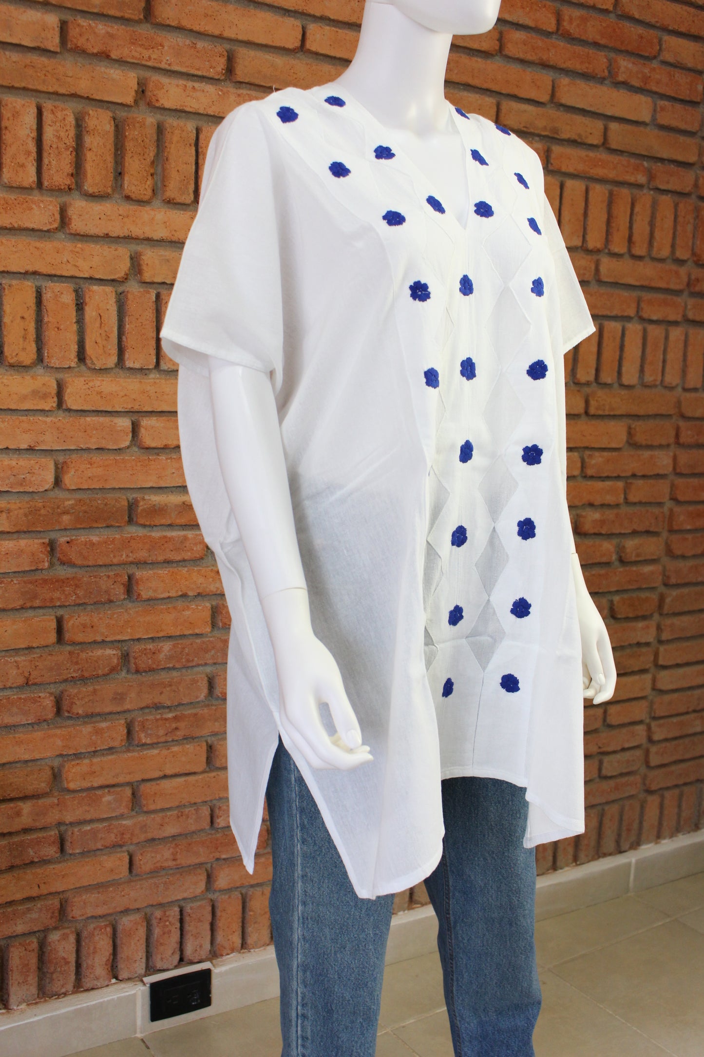 Blusa/Blusón Flores Bordado a Mano Unitalla