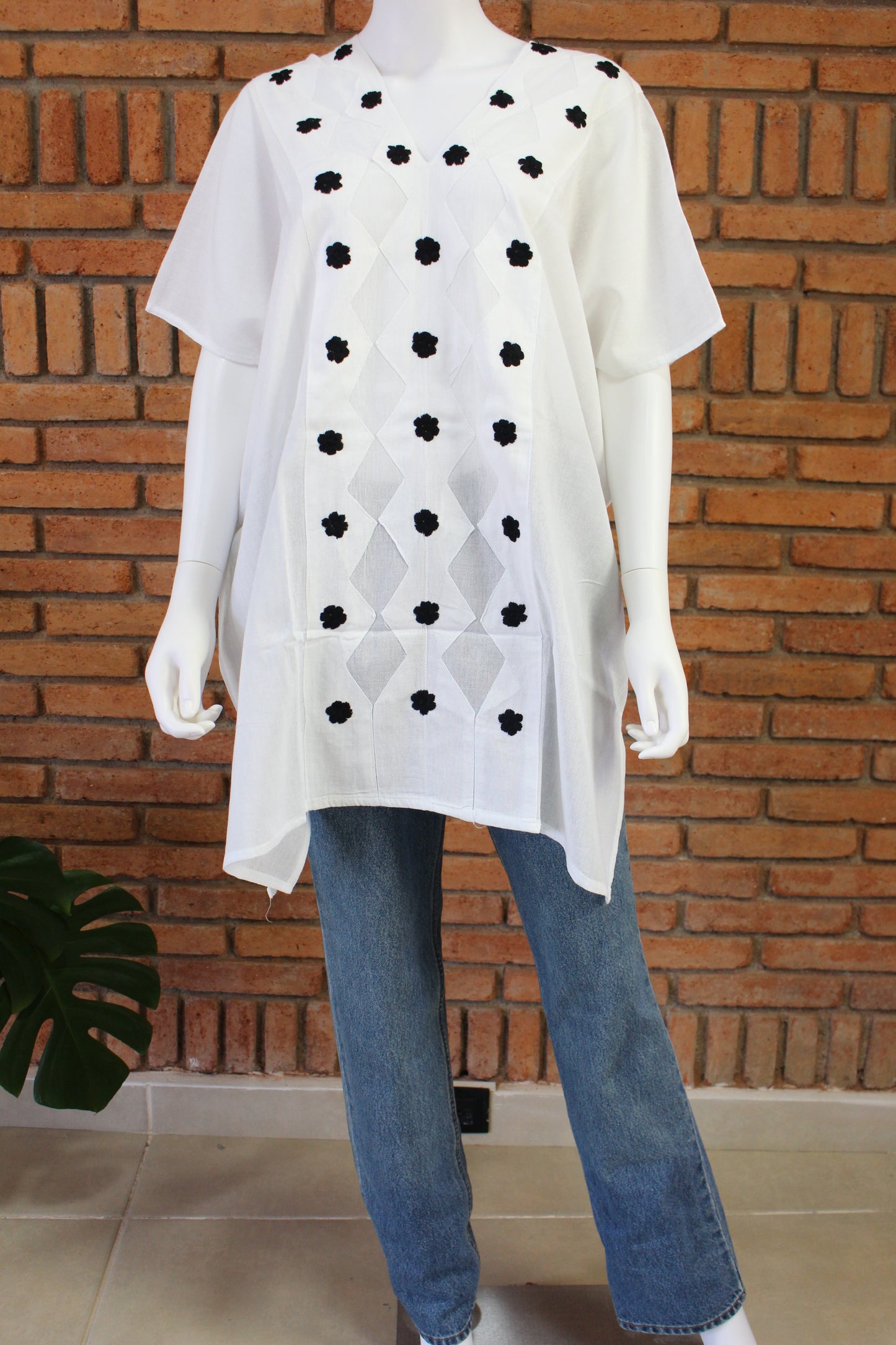 Blusa/Blusón Flores Bordado a Mano Unitalla