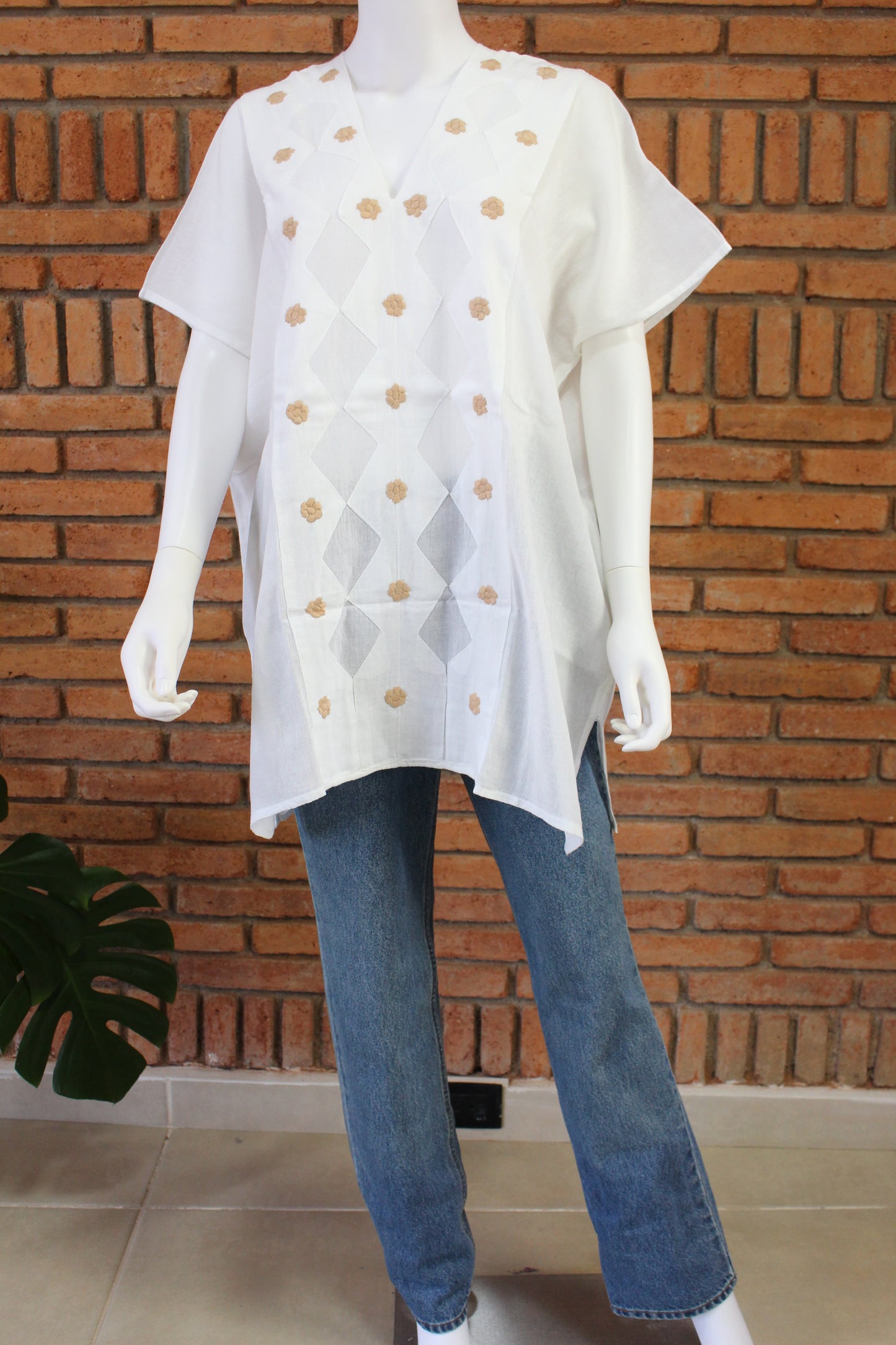 Blusa/Blusón Flores Bordado a Mano Unitalla