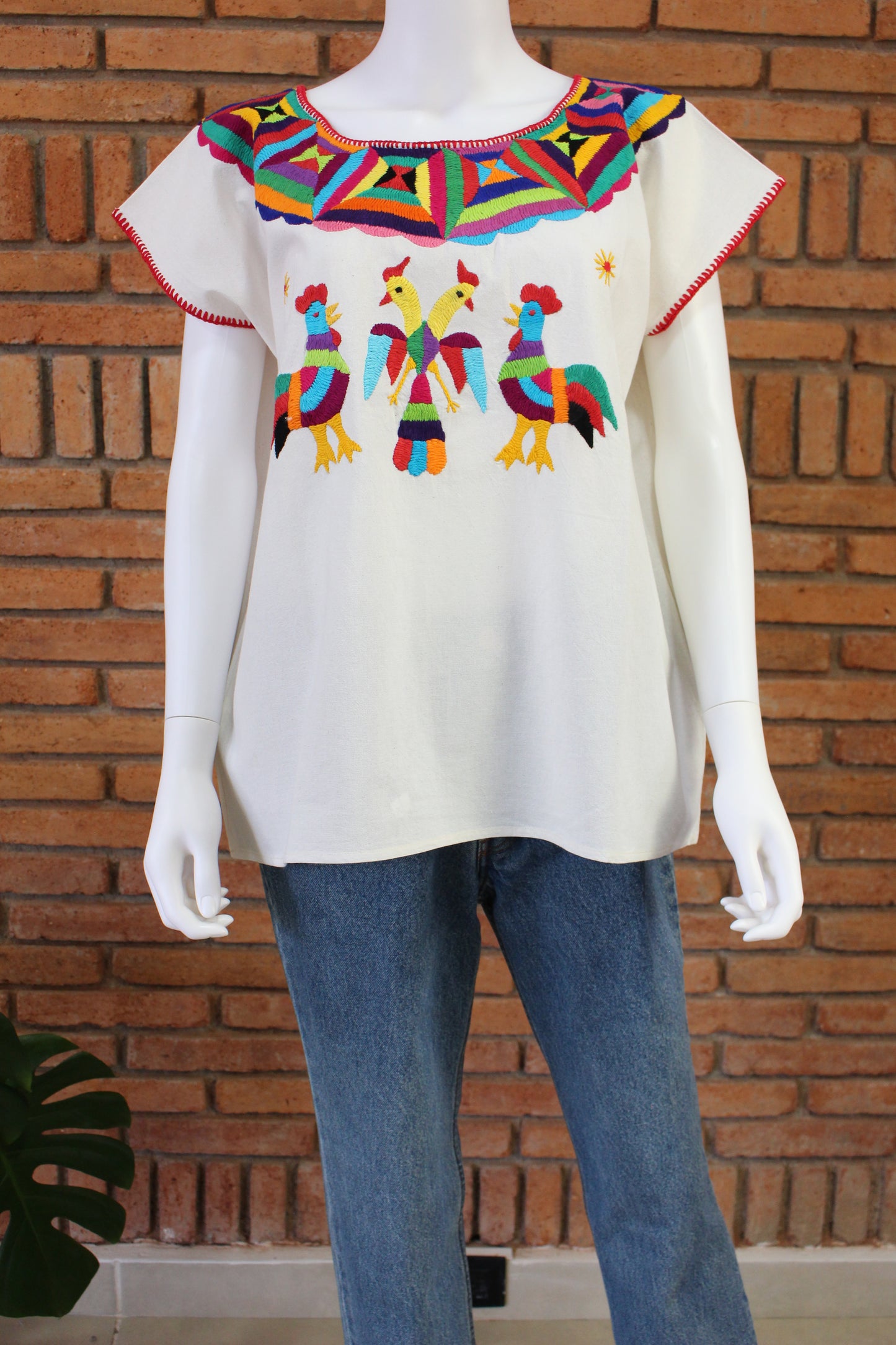 Blusa Artesanal Bordada a Mano Multicolor Mod. Huazolo Manta Unitalla