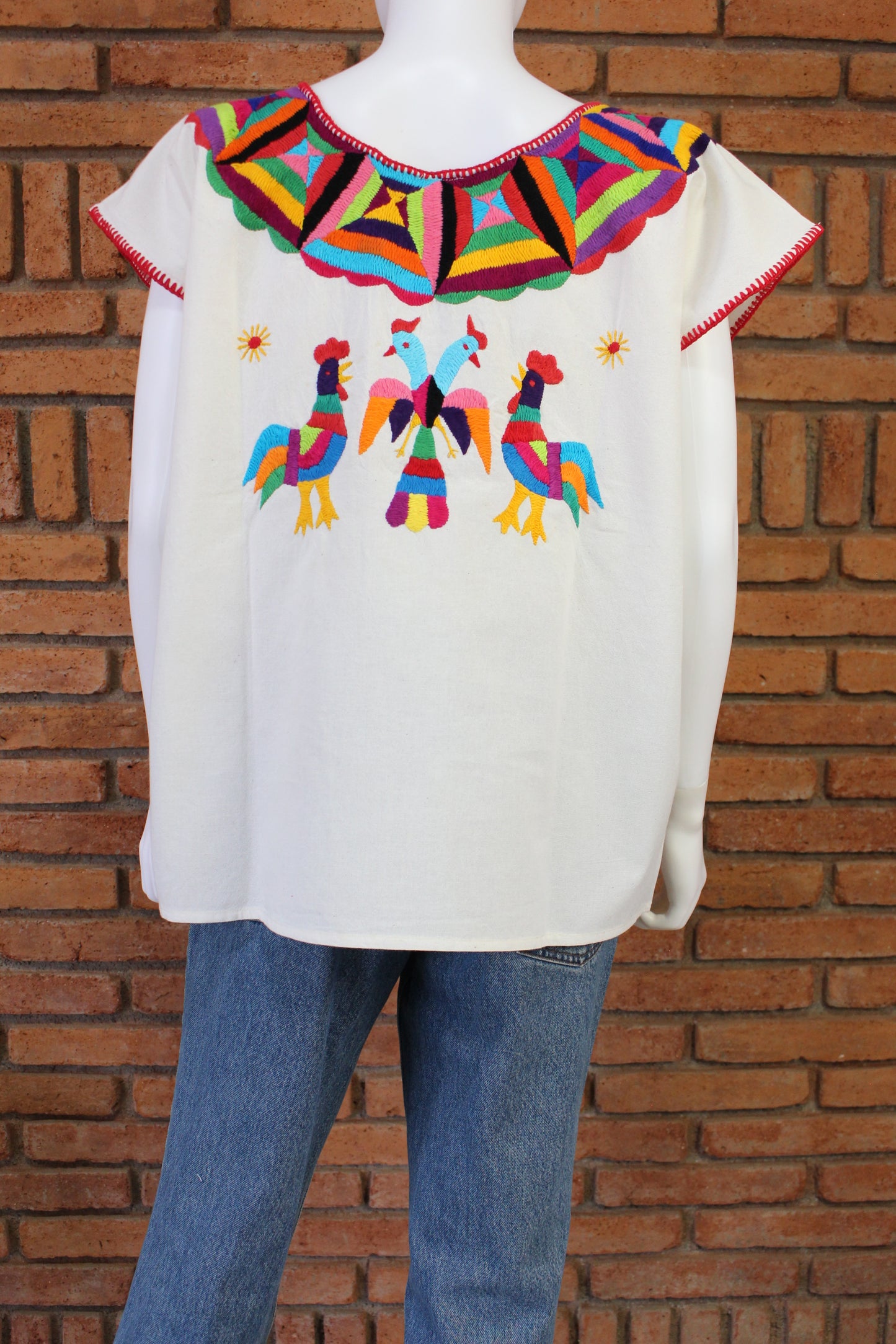 Blusa Artesanal Bordada a Mano Multicolor Mod. Huazolo Manta Unitalla