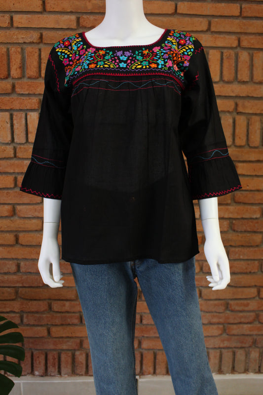 Blusa Mexicana Bordada a Mano Multicolor Manta Negro Mod. Diana.