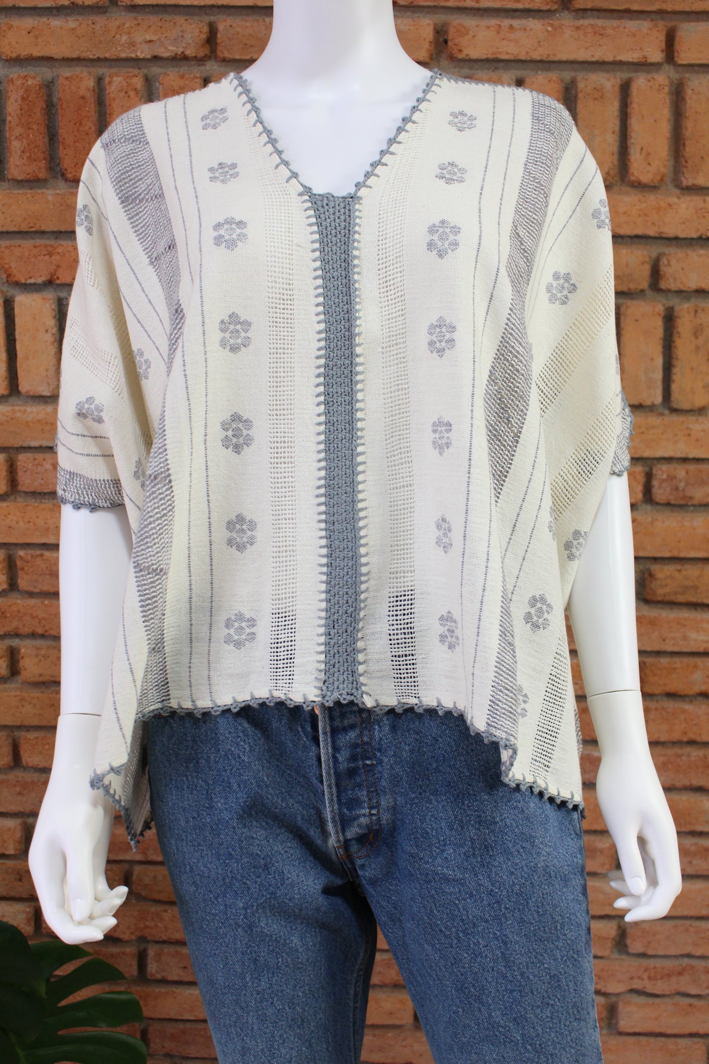 Blusa/Blusón Hecha en Telar Mod. Paloma Unitalla