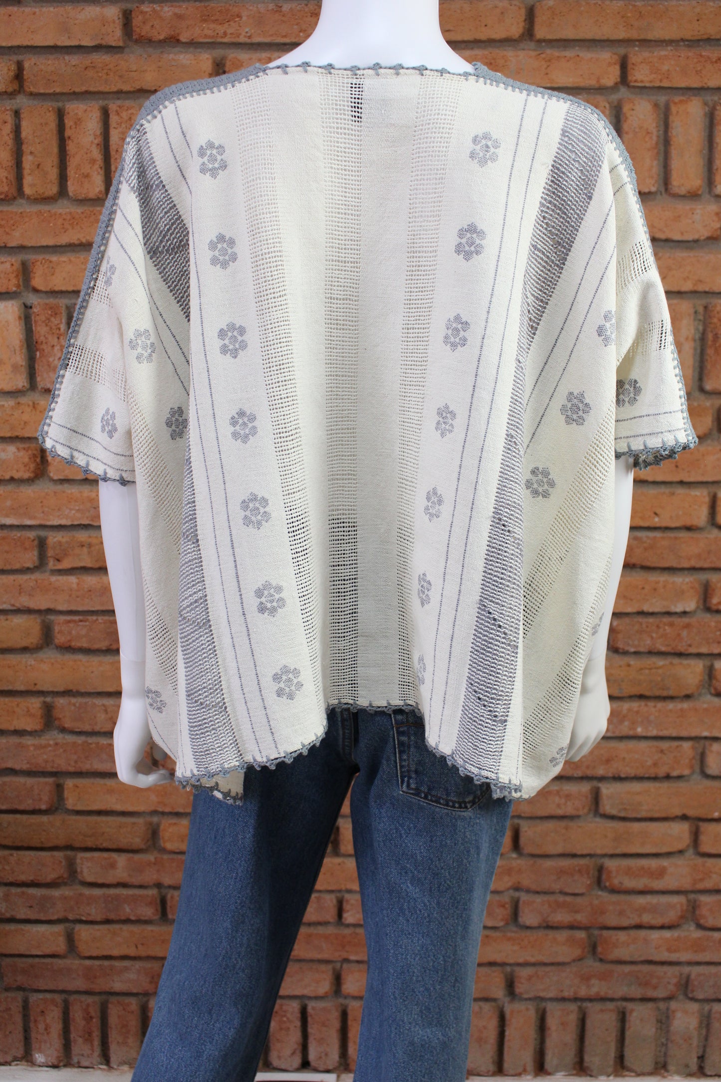 Blusa/Blusón Hecha en Telar Mod. Paloma Unitalla