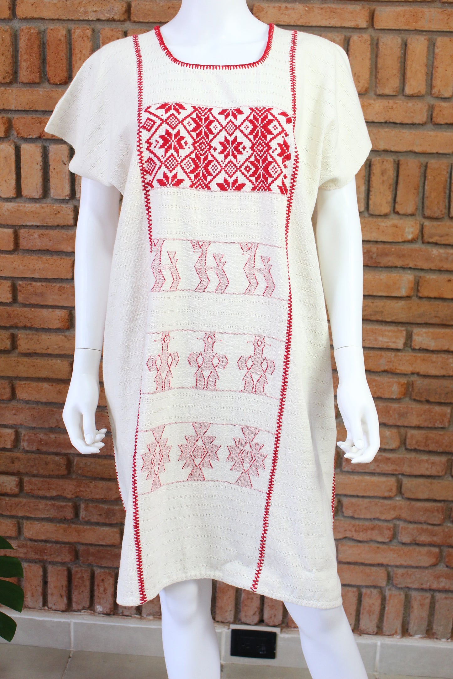 Vestido/Huipil Hecho a Mano Mod. Cotzocón Unitalla.