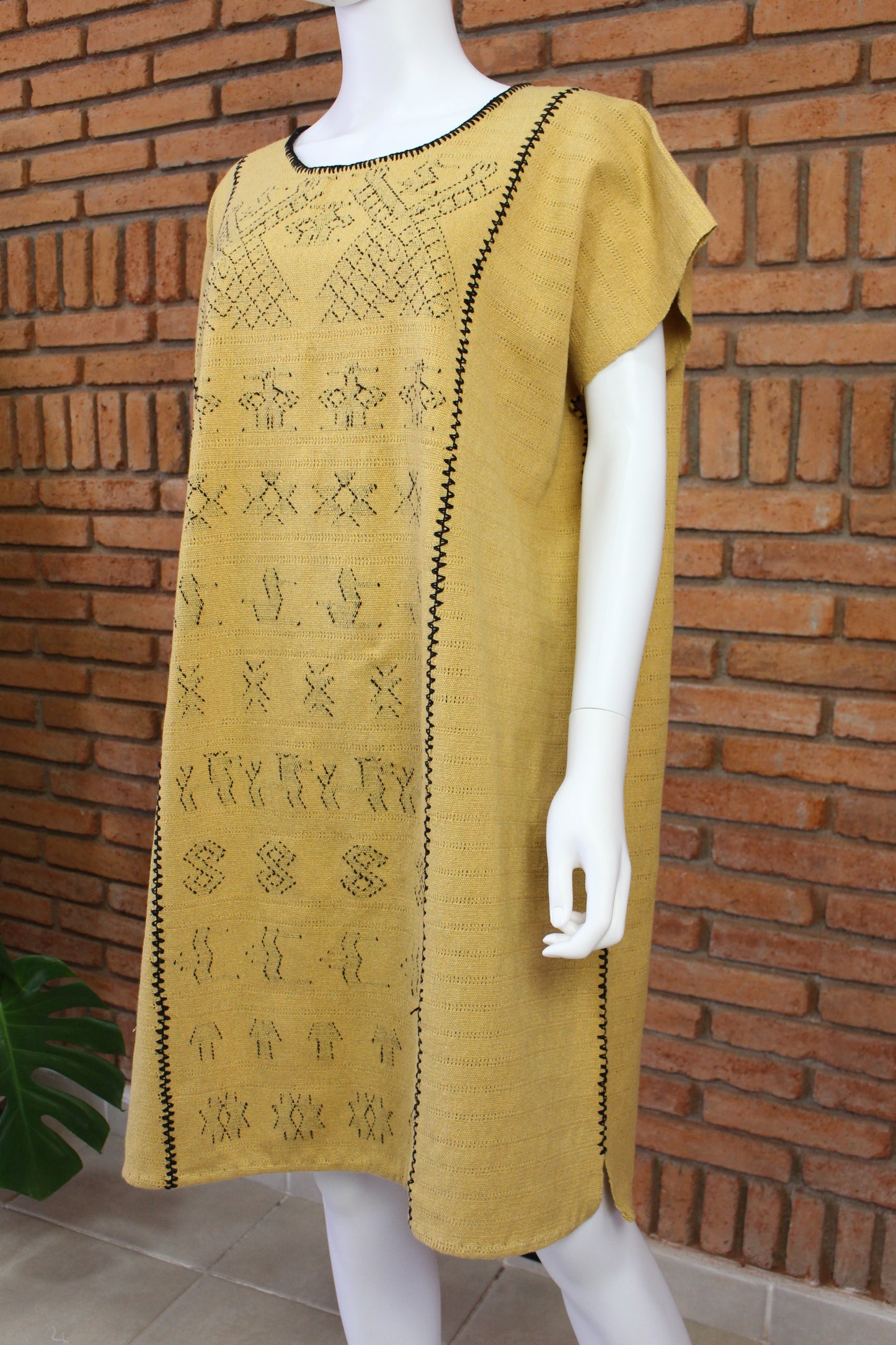 Vestido/Huipil Hecho a Mano Mod. Cotzocón Unitalla.
