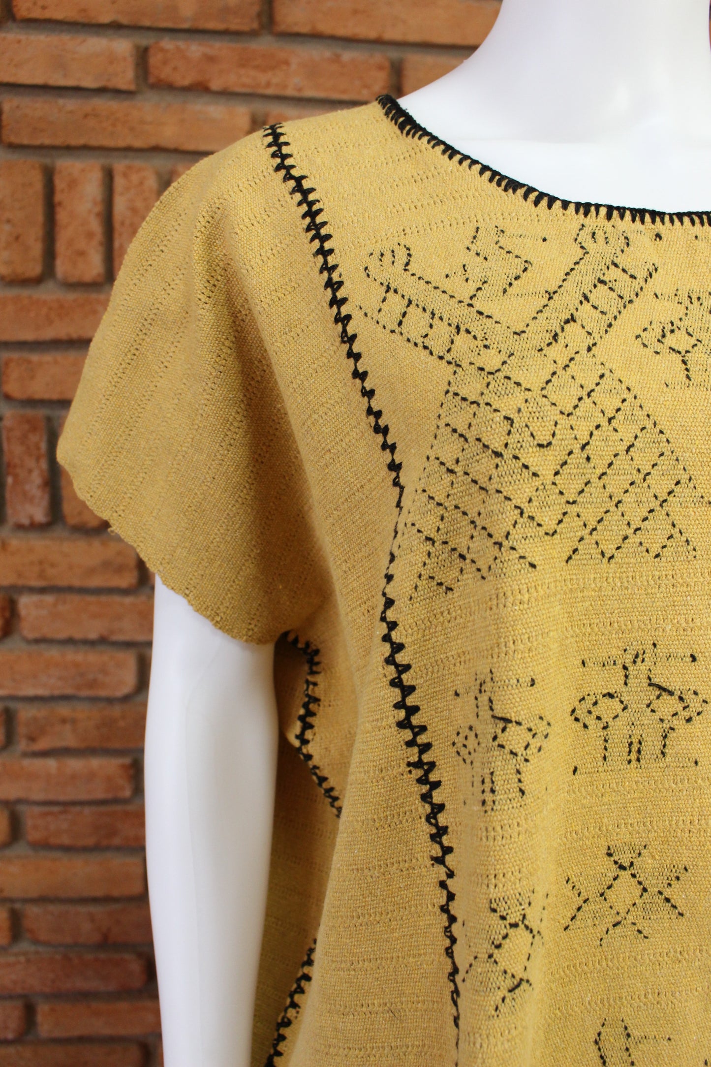 Vestido/Huipil Hecho a Mano Mod. Cotzocón Unitalla.