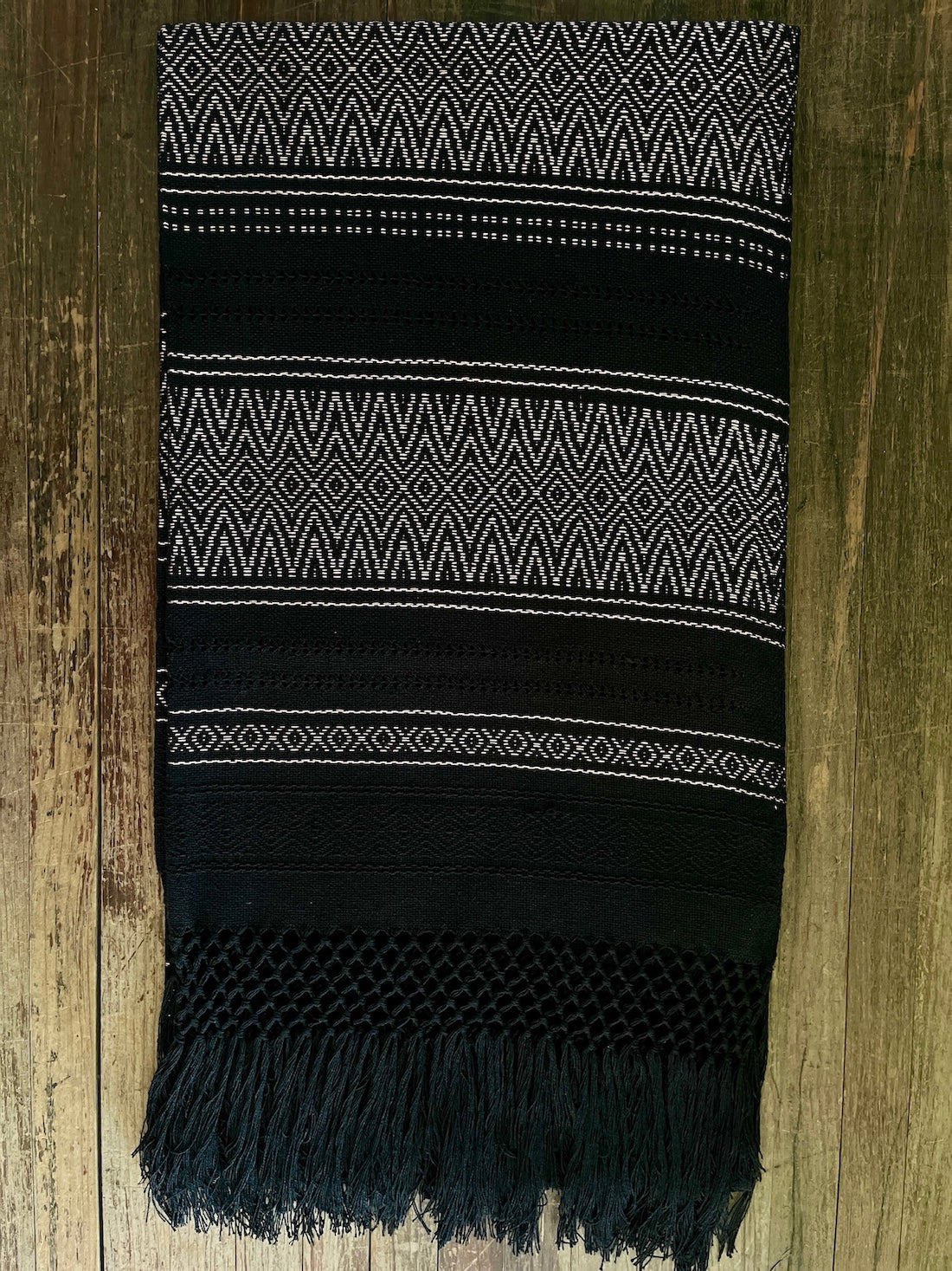 Rebozo/Chal Artesanal (Negro con Caqui) Mod. Lupita.