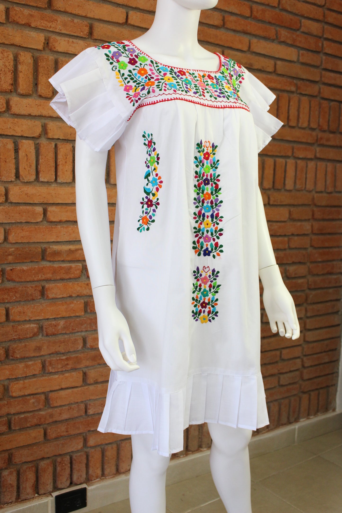 Vestido Mexicano Bordado a Mano Mod. Orquidea Popelina Talla Chica. (Multicolores)