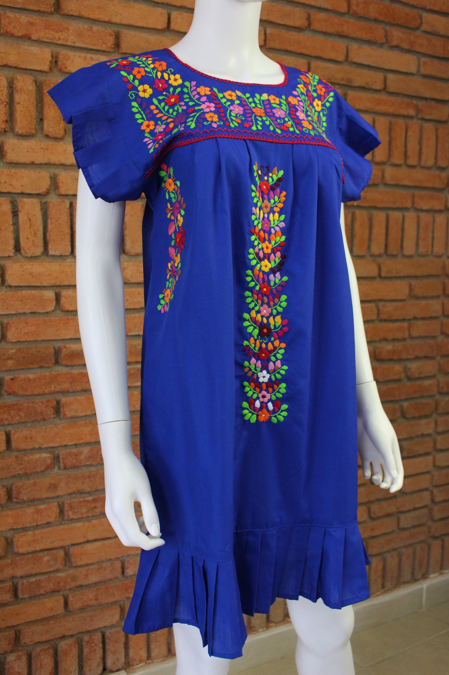 Vestido Mexicano Bordado a Mano Mod. Orquidea Popelina Talla Chica. (Multicolores)