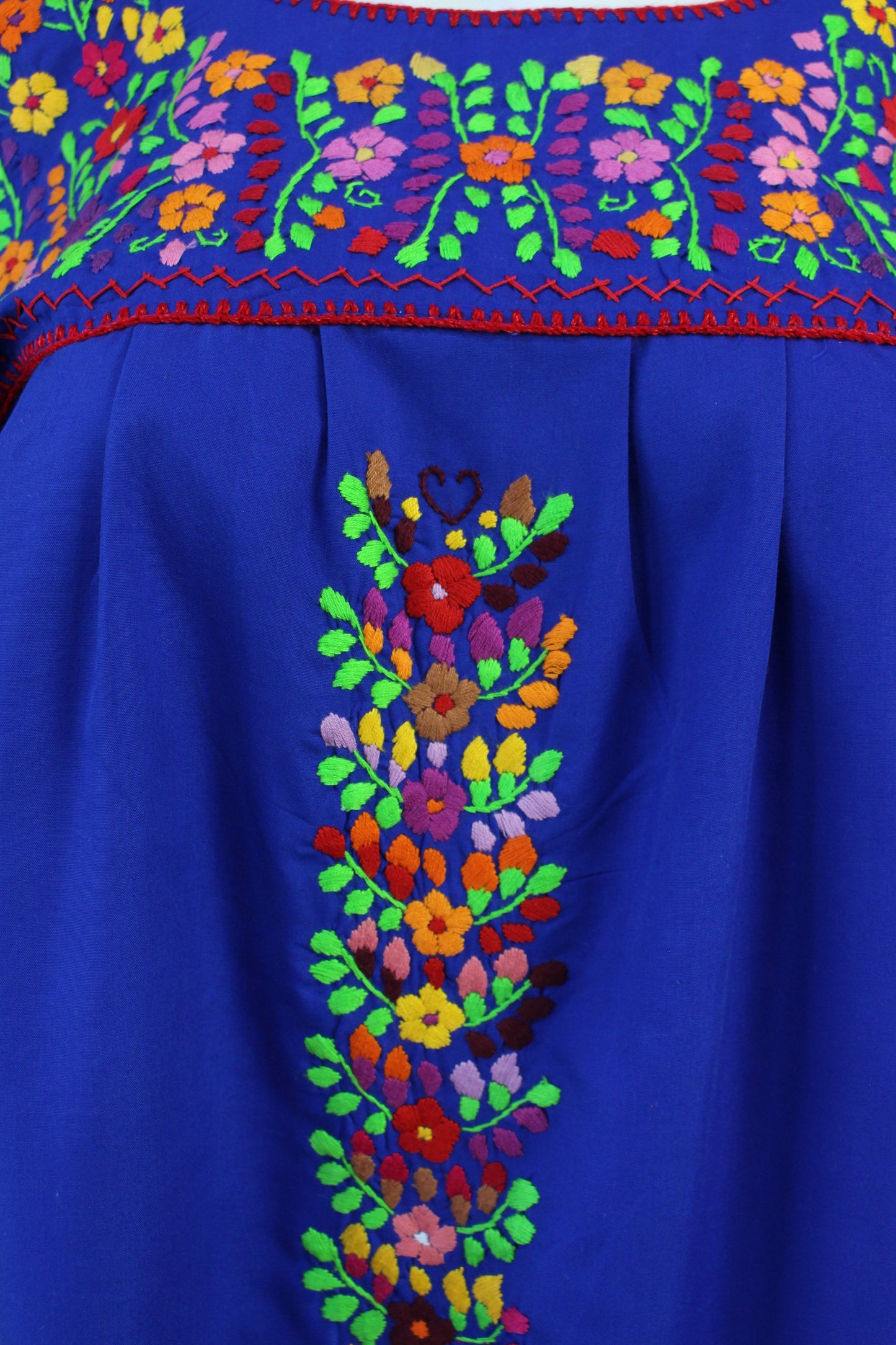 Vestido Mexicano Bordado a Mano Mod. Orquidea Popelina Talla Chica. (Multicolores)