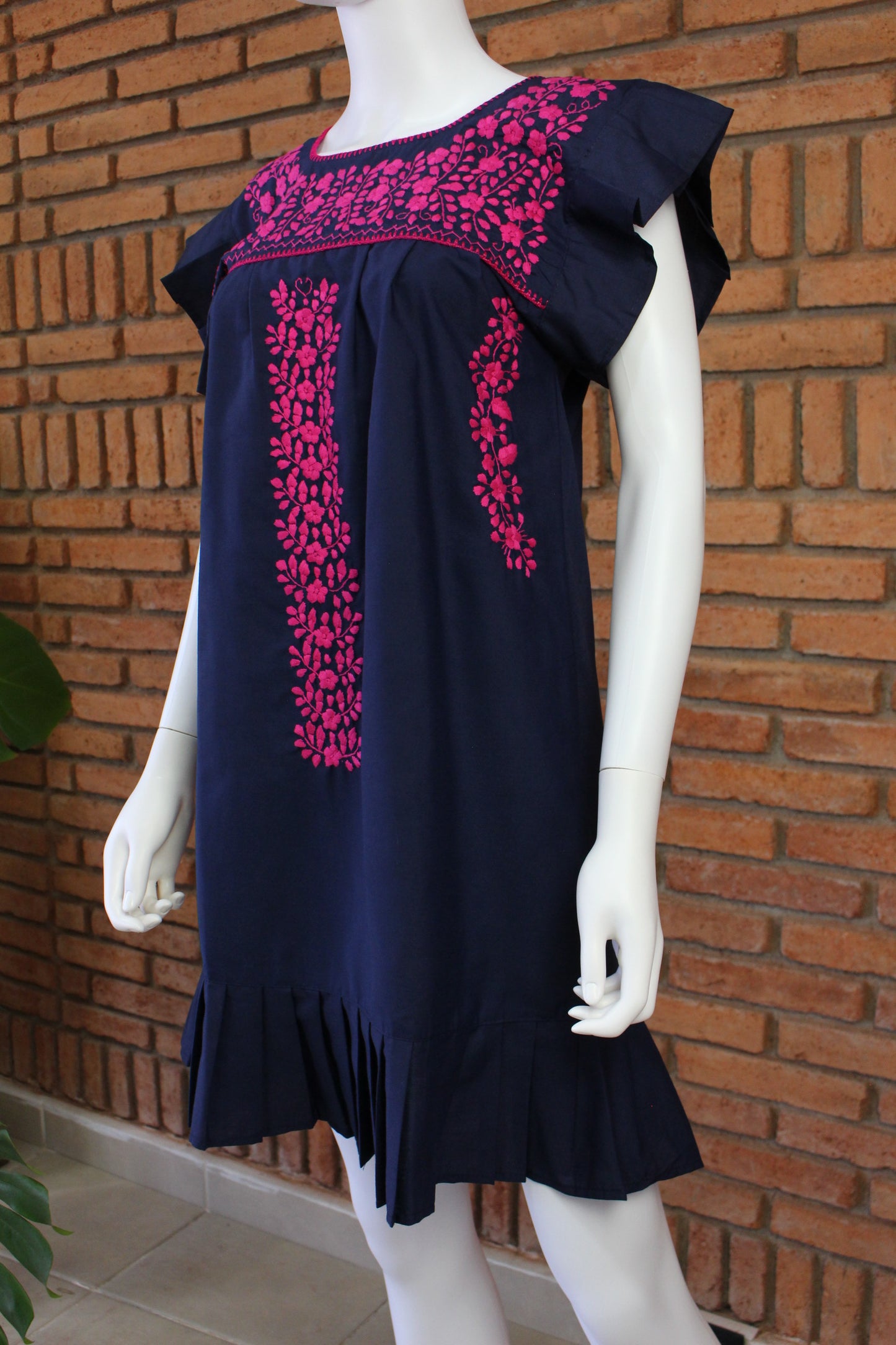 Vestido Mexicano Bordado a Mano Mod. Orquidea Popelina Talla Chica. (Multicolores)