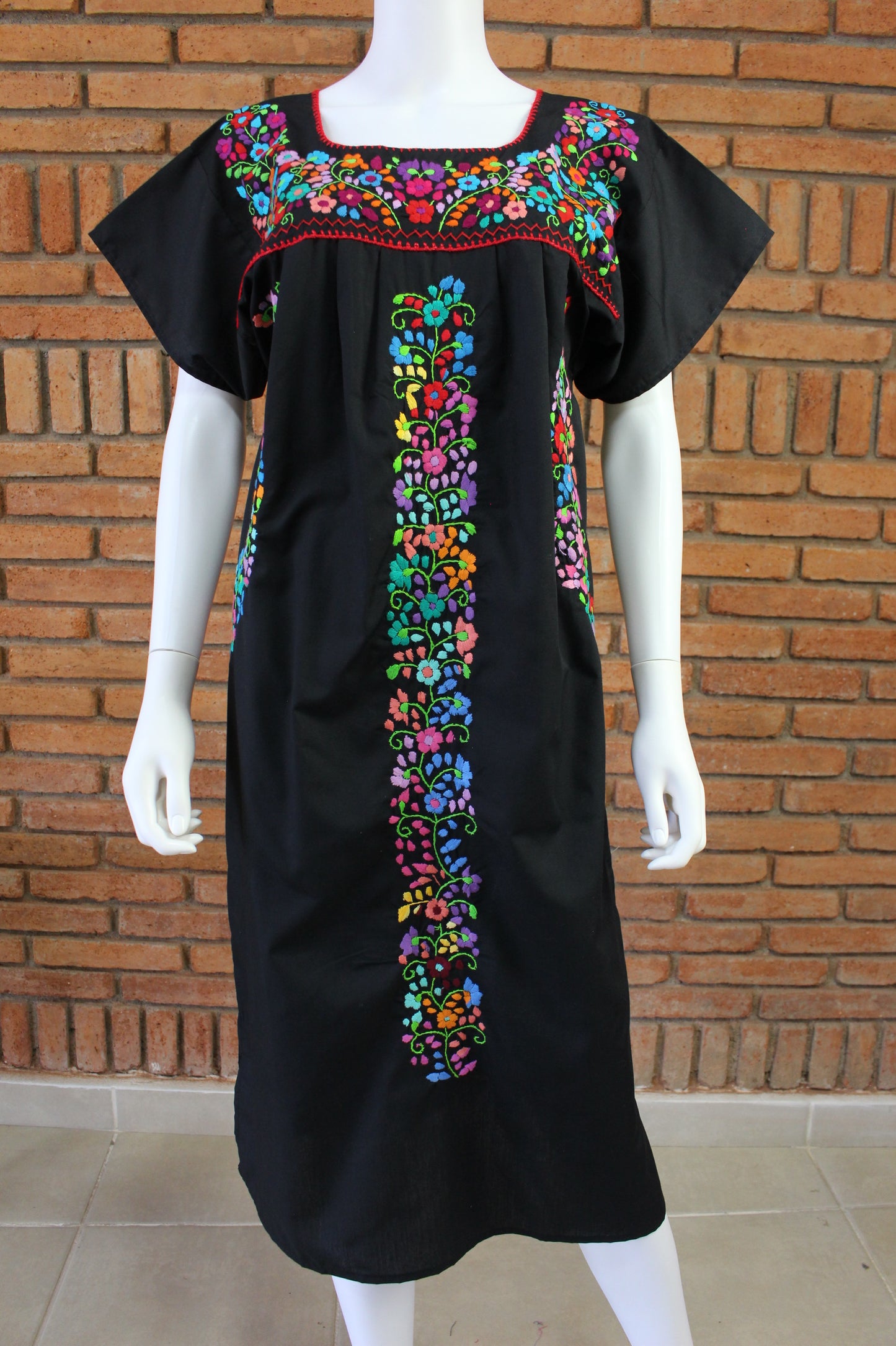 Vestido Mexicano Bordado a Mano Mod. Florecita Popelina Talla Mediana