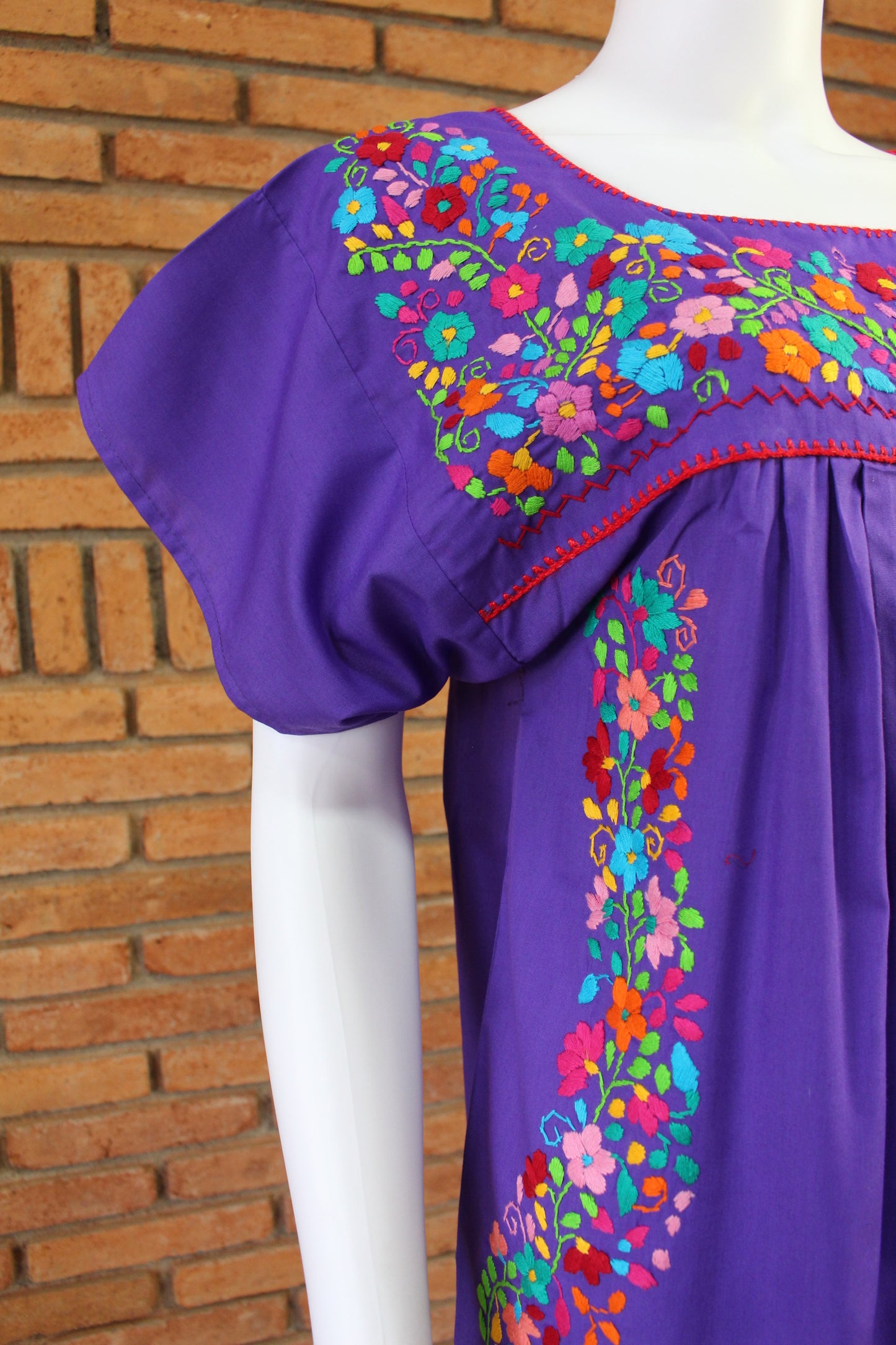 Vestido Mexicano Bordado a Mano Mod. Florecita Popelina Talla Mediana