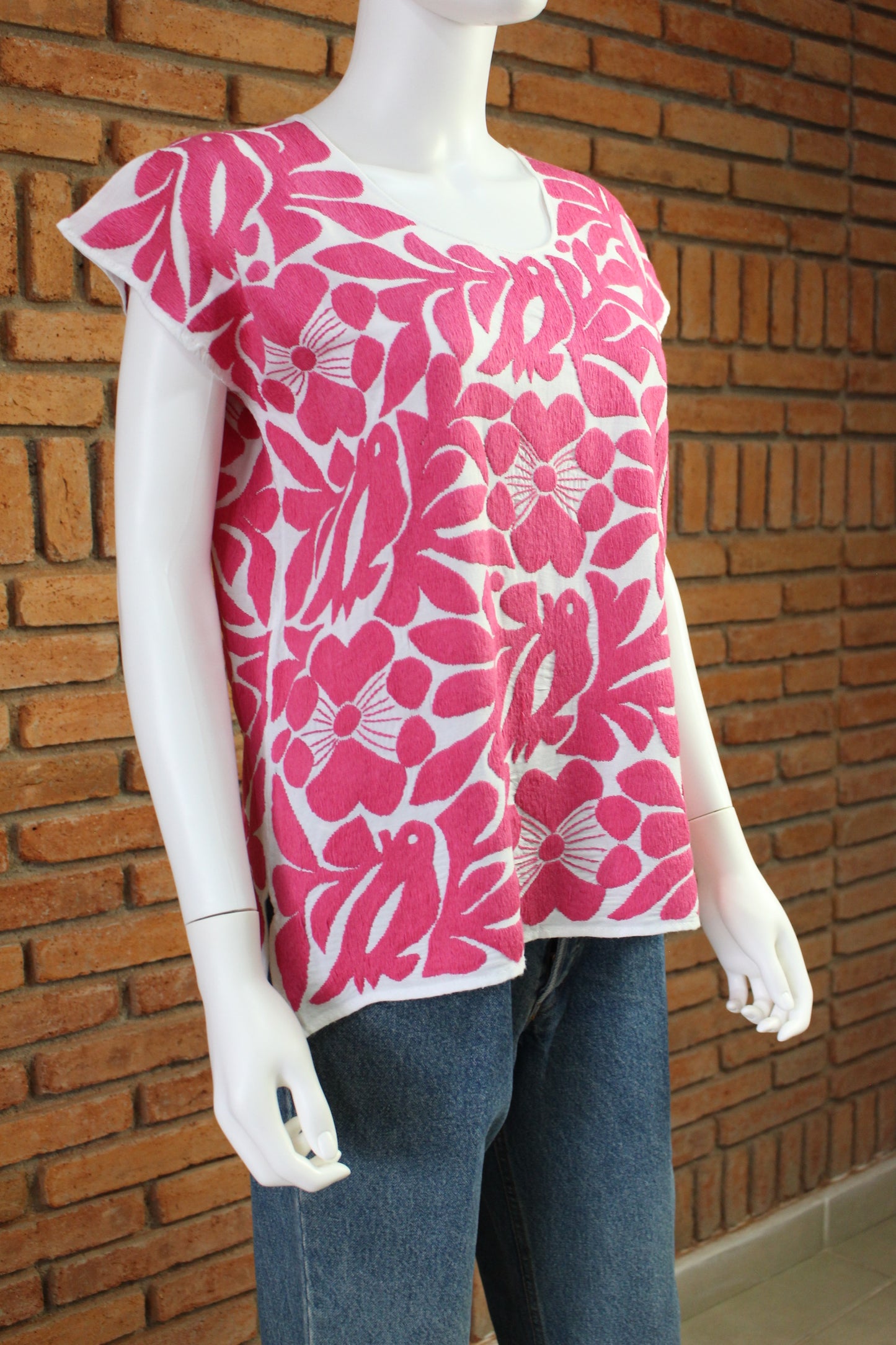 Blusas Bordada a Mano de Un Sólo Color Mod. Jalapa Unitalla.