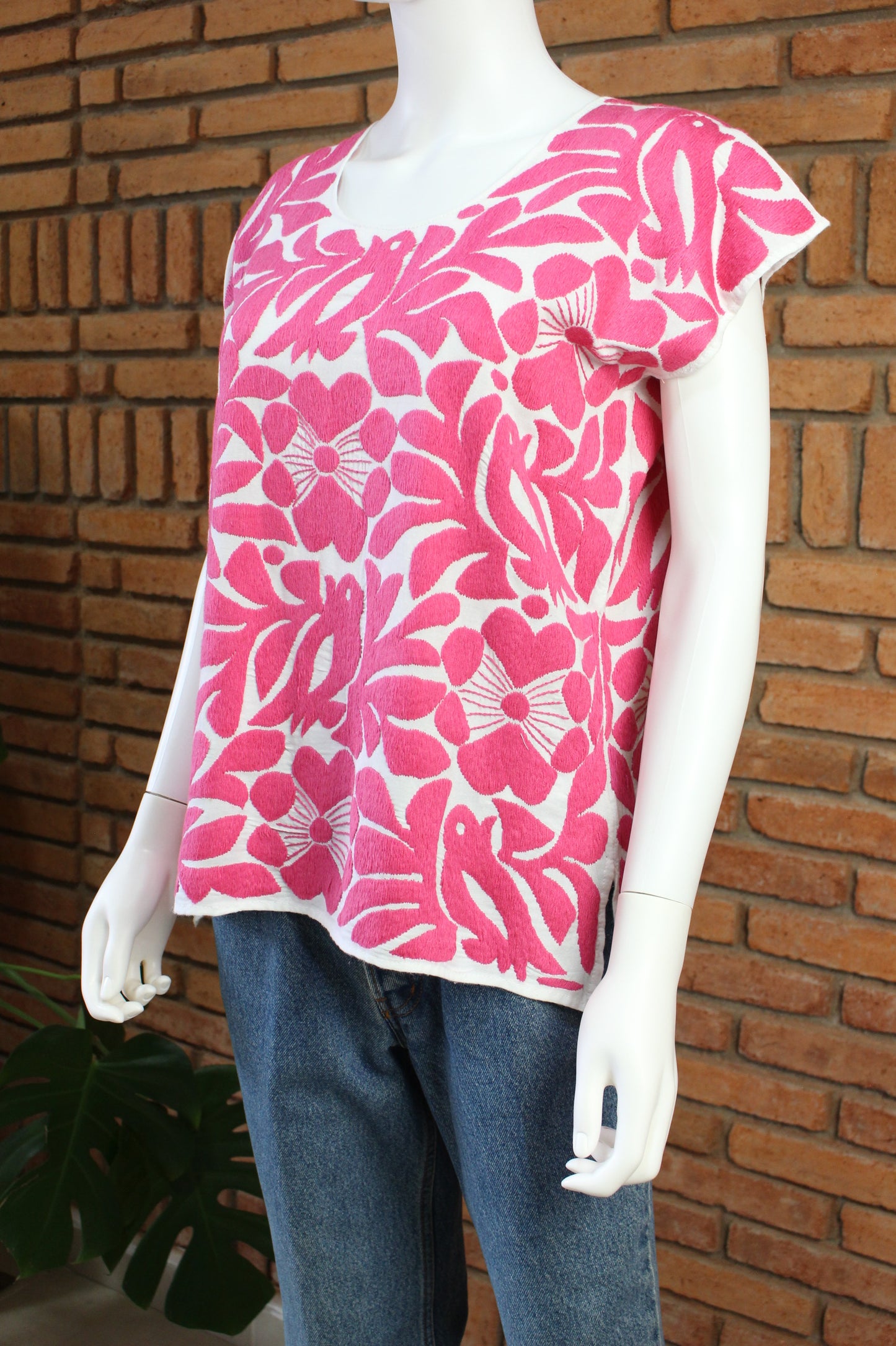 Blusas Bordada a Mano de Un Sólo Color Mod. Jalapa Unitalla.