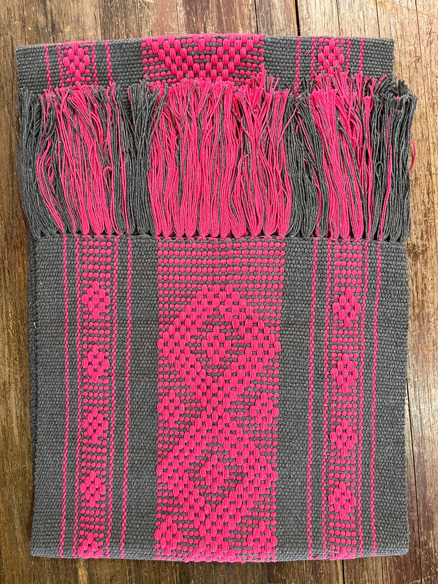 Caminos de Mesa Hecho en Telar de Cintura (diferentes colores).