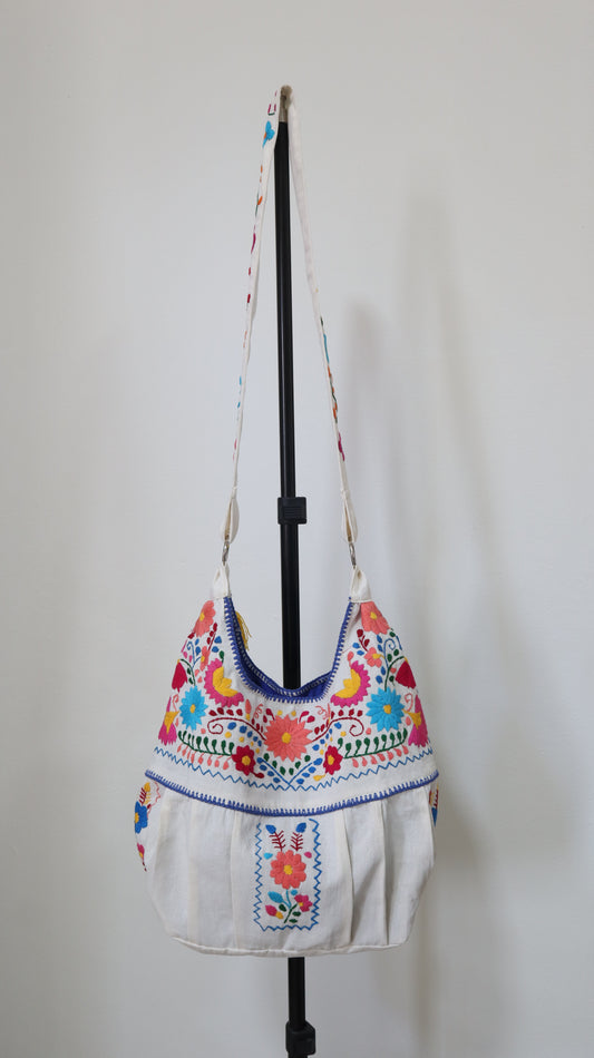 Bolsa Bordada a Mano, Renacer Mexicano Mod. Hipper Manta