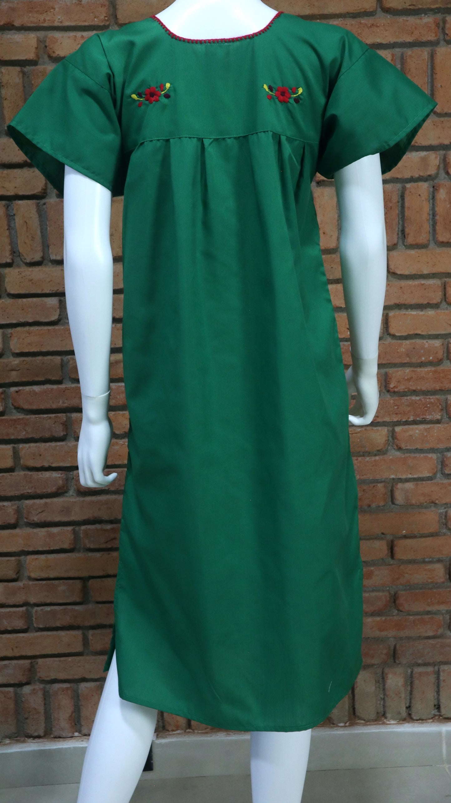 Vestido Mexicano Bordado a Mano Multicolor Mod. Florecita Popelina Talla Chica.