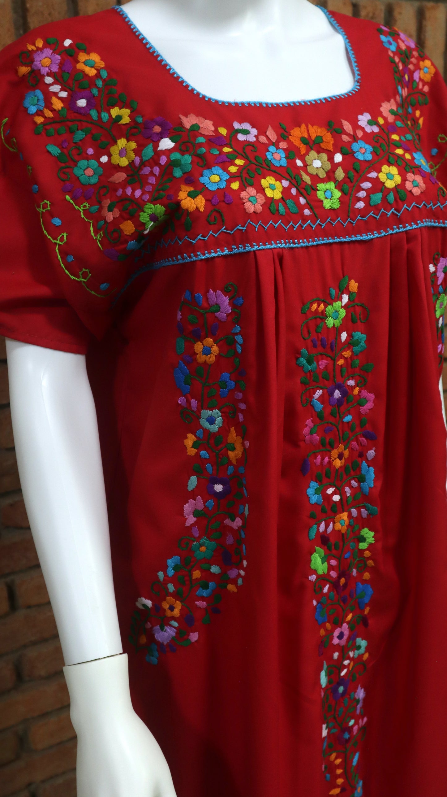 Vestido Mexicano Bordado a Mano Mod. Florecita Popelina Talla Mediana