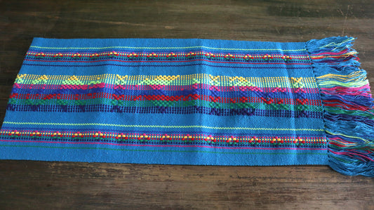 Caminos de Mesa Hecho en Telar de Cintura (diferentes colores).