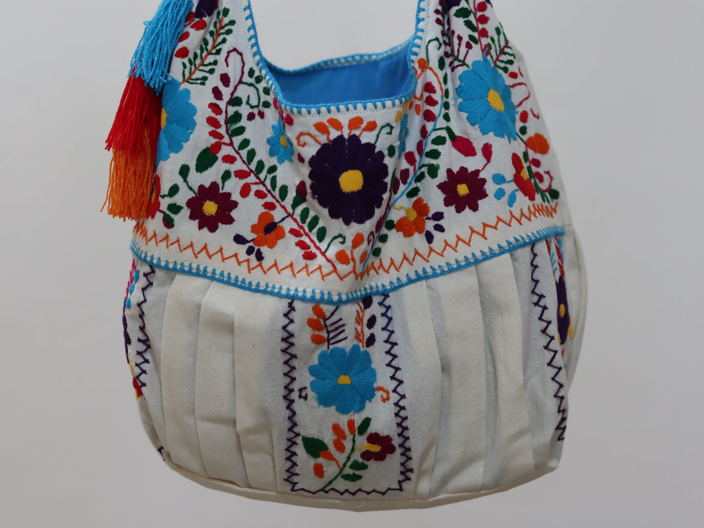 Bolsa Bordada a Mano, Renacer Mexicano Mod. Hipper Manta