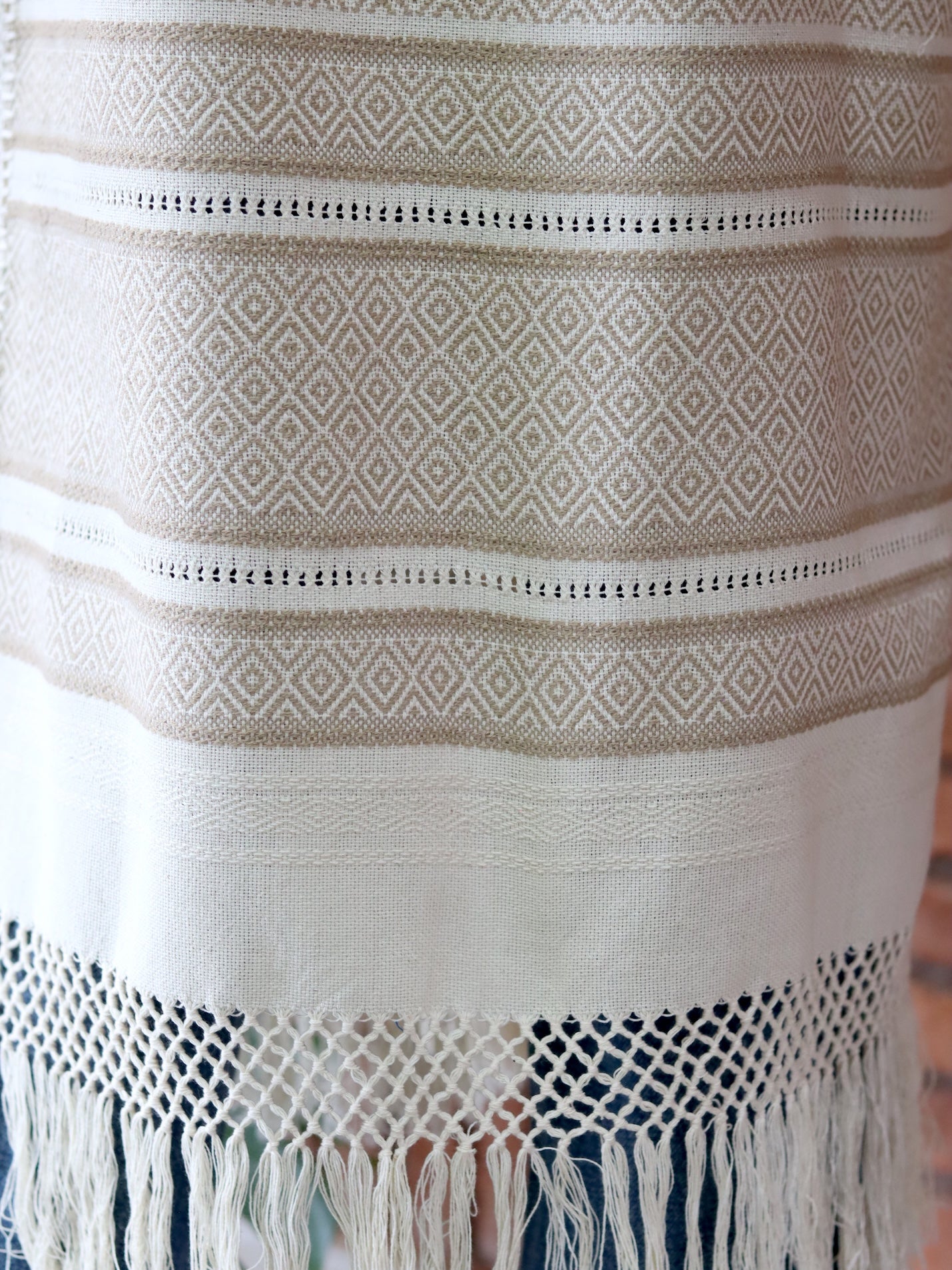 Chaleco Artesanal Hecho en Telar Beige con Caqui Unitalla.