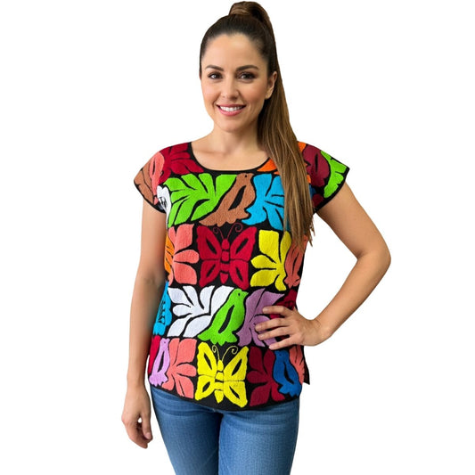 Blusa Bordada a Mano Mod. Jalapa Negro con Multicolor 4 Unitalla.
