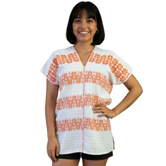 Blusa Hecha a Mano Blanco con Naranja Mod. Mixe 2 Lienzos Unitalla.