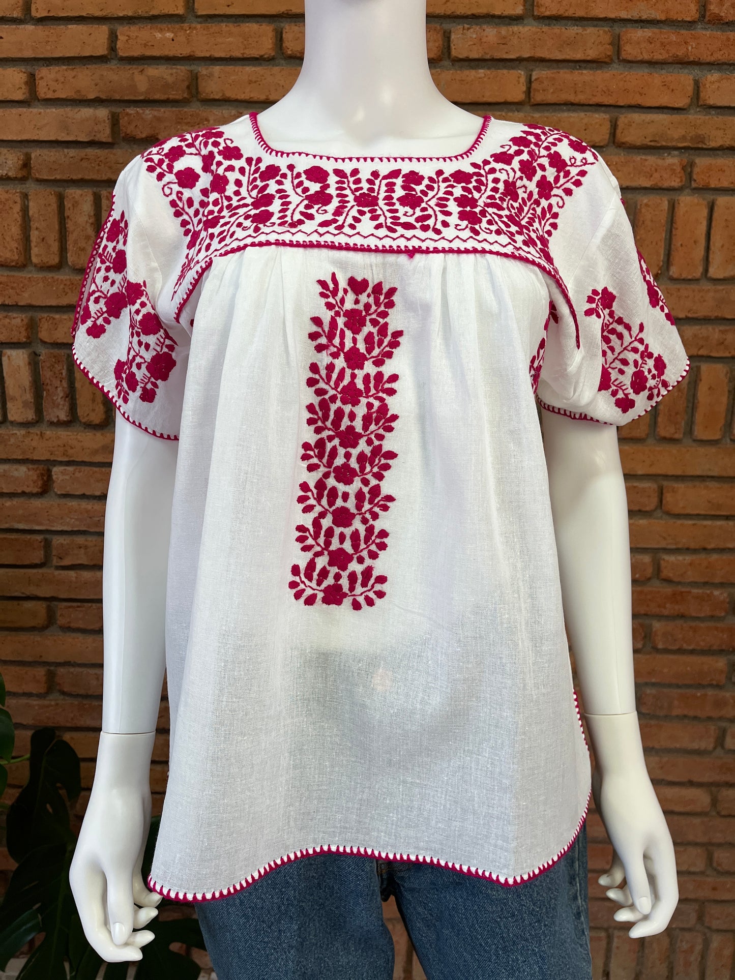 Blusa Bordada a Mano Manta Corrugada Blanca Mod. Ita