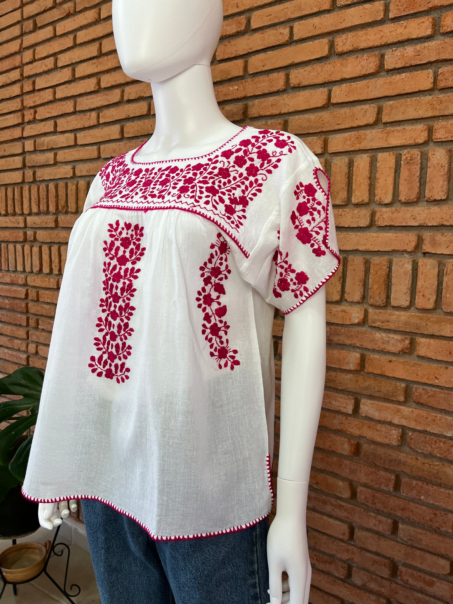 Blusa Bordada a Mano Manta Corrugada Blanca Mod. Ita