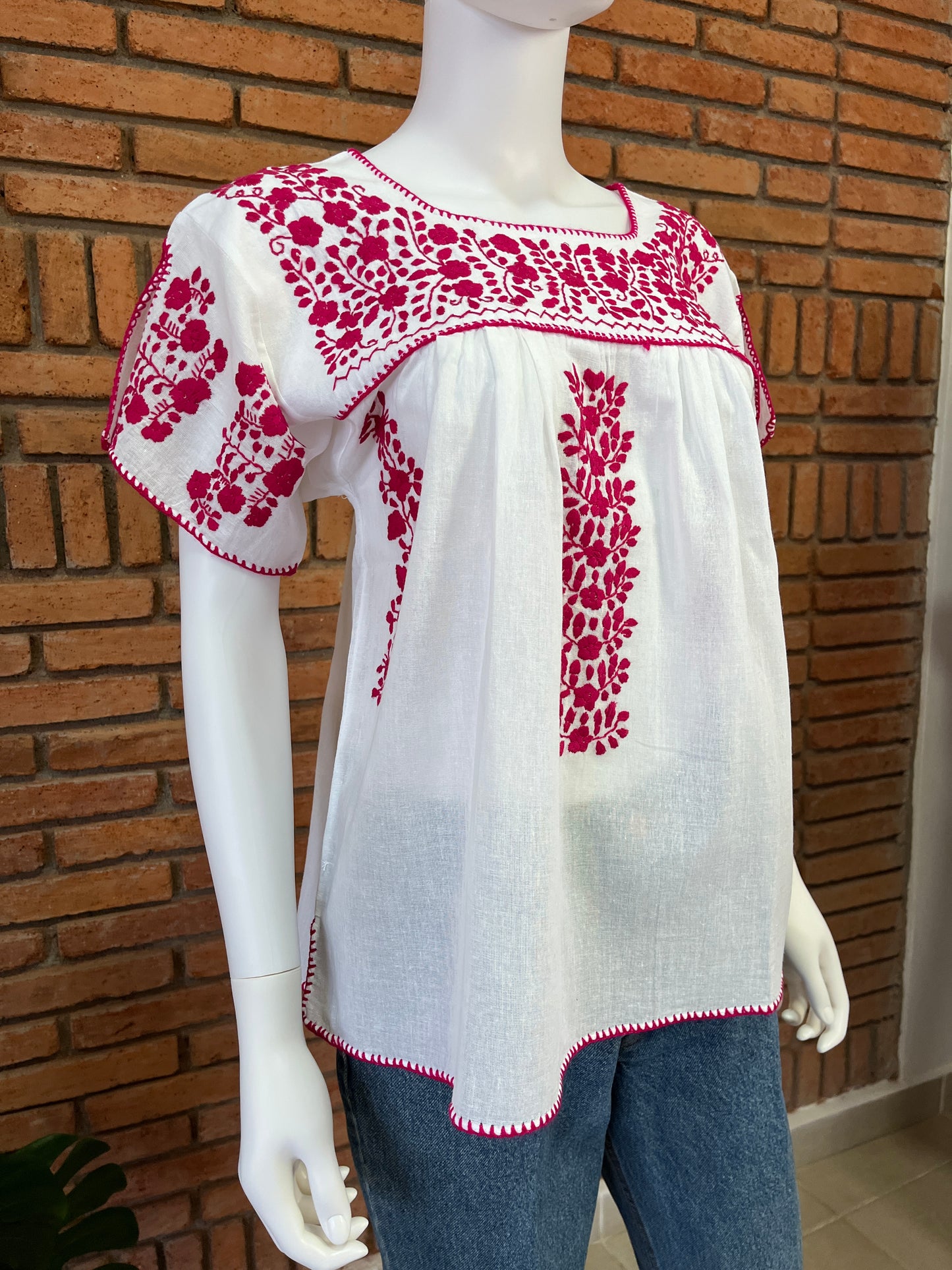 Blusa Bordada a Mano Manta Corrugada Blanca Mod. Ita