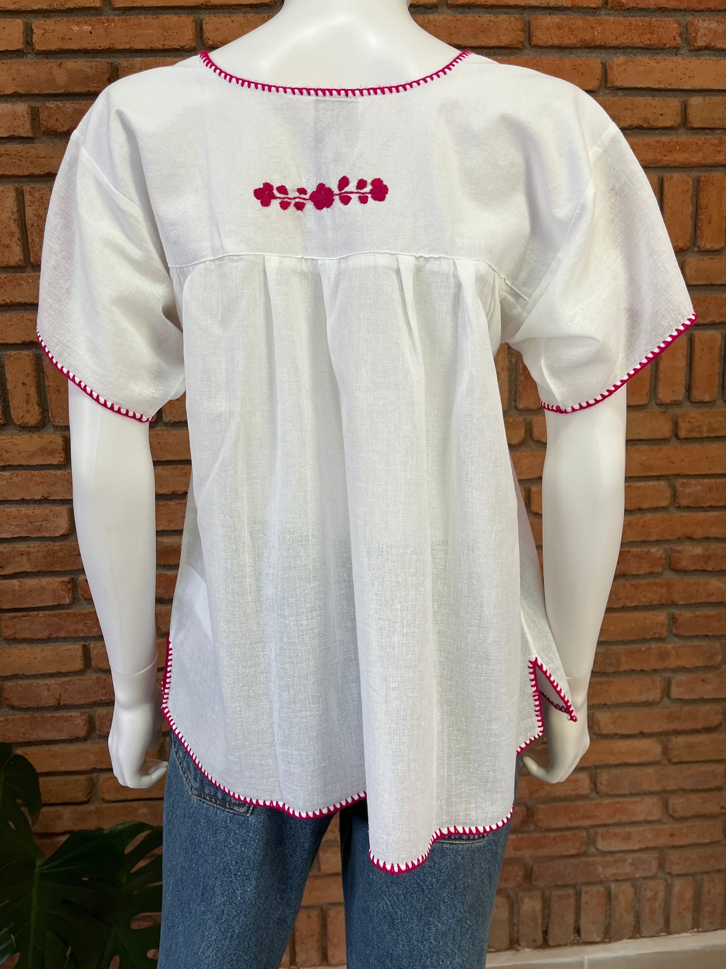 Blusa Bordada a Mano Manta Corrugada Blanca Mod. Ita