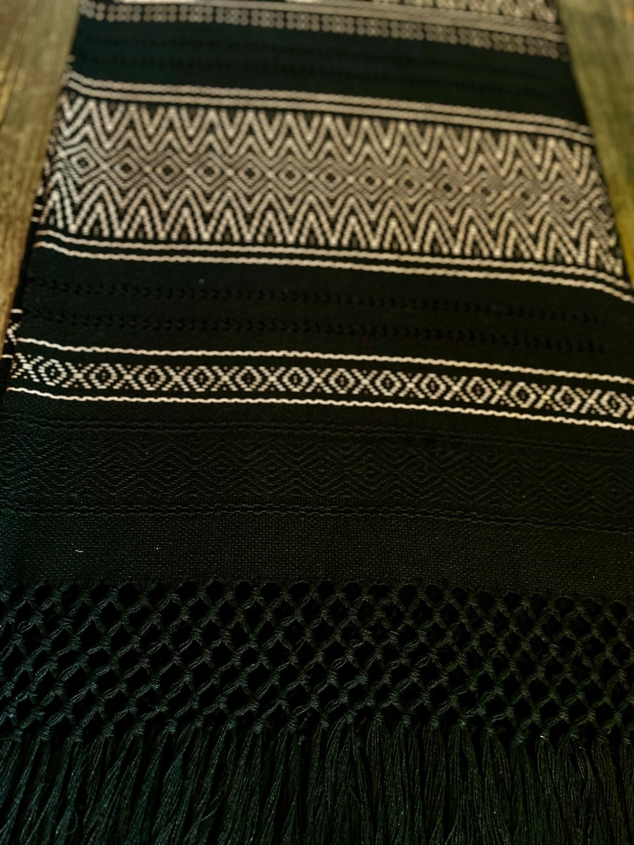 Rebozo/Chal Artesanal (Negro con Caqui) Mod. Lupita.