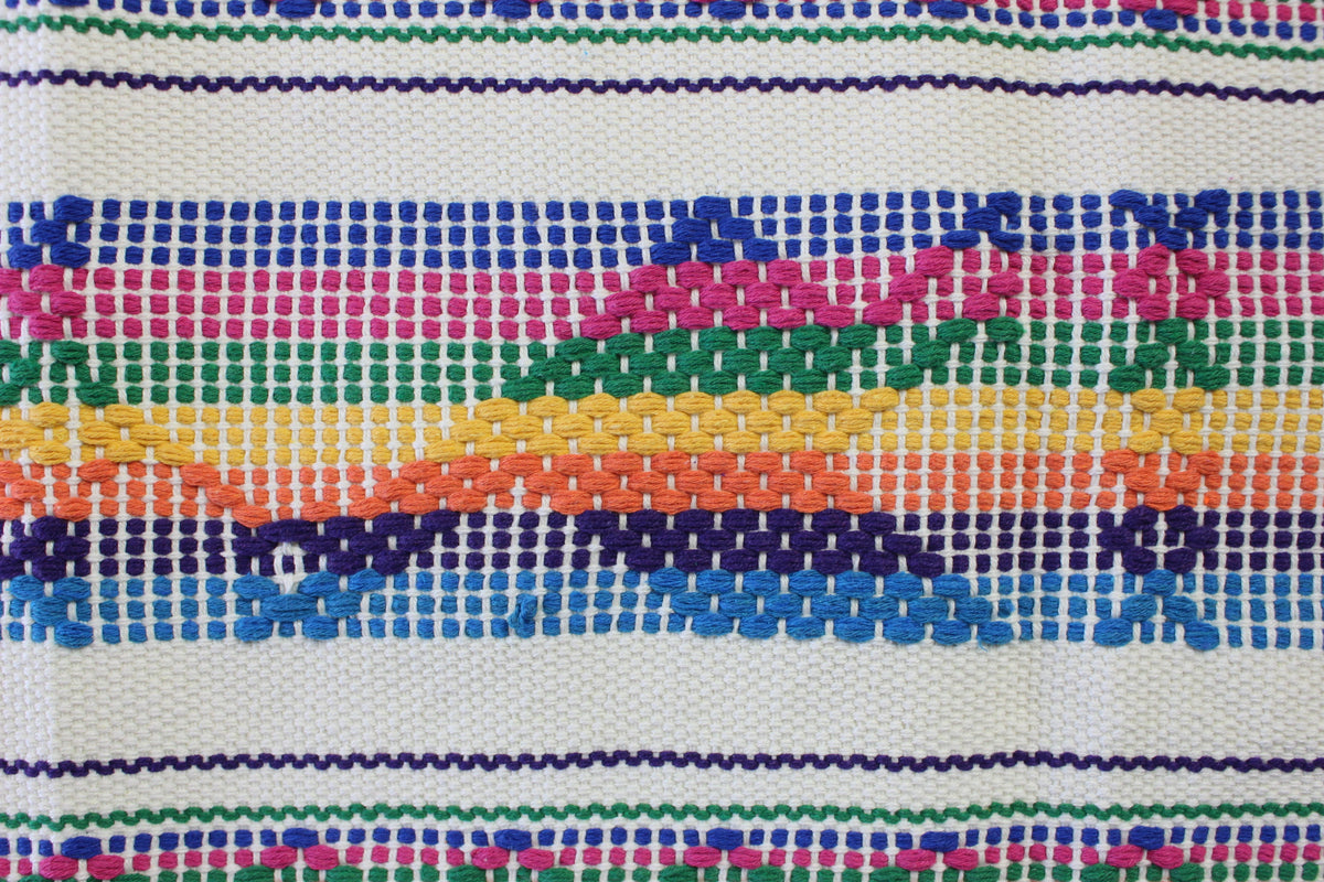 CAMINO DE MESA Beige con Multicolor Hecho en Telar de Cintura.
