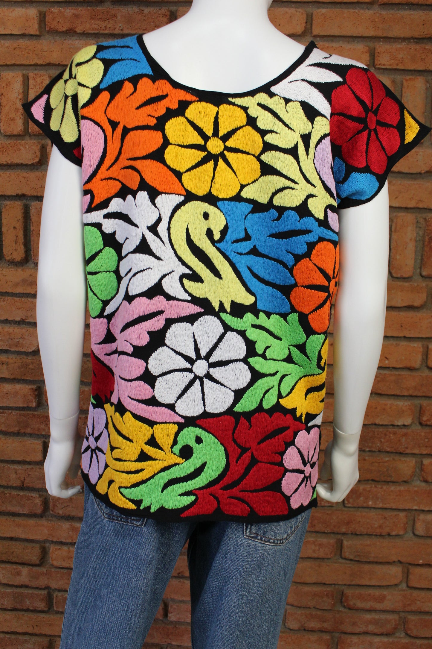 Blusa Bordada a Mano Mod. Jalapa Negro/multicolor 1 Unitalla.