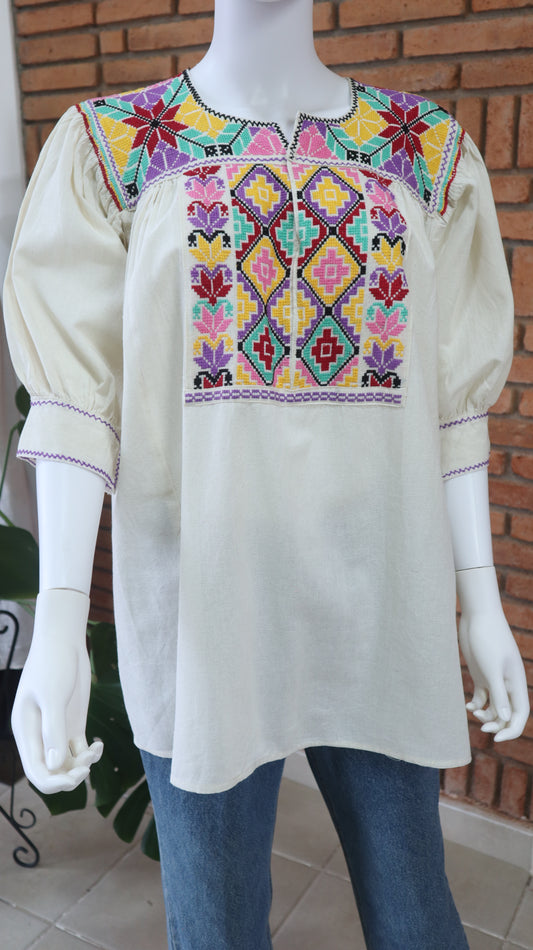 Blusa Bordada a Mano Mod. Ejutla Bordado Multicolor 2 Unitalla.