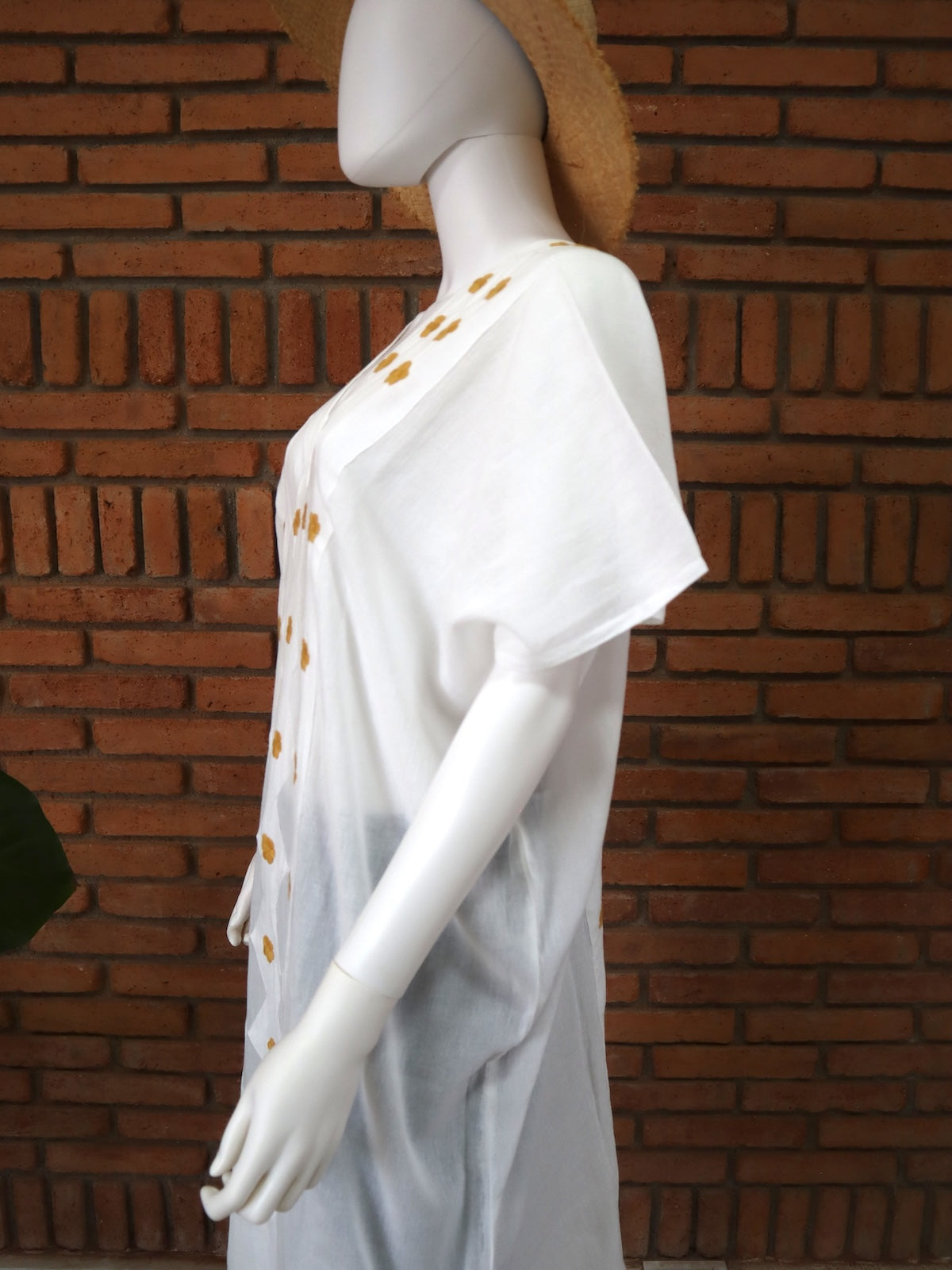 Vestido/Huipil Flores Bordado a Mano Unitalla