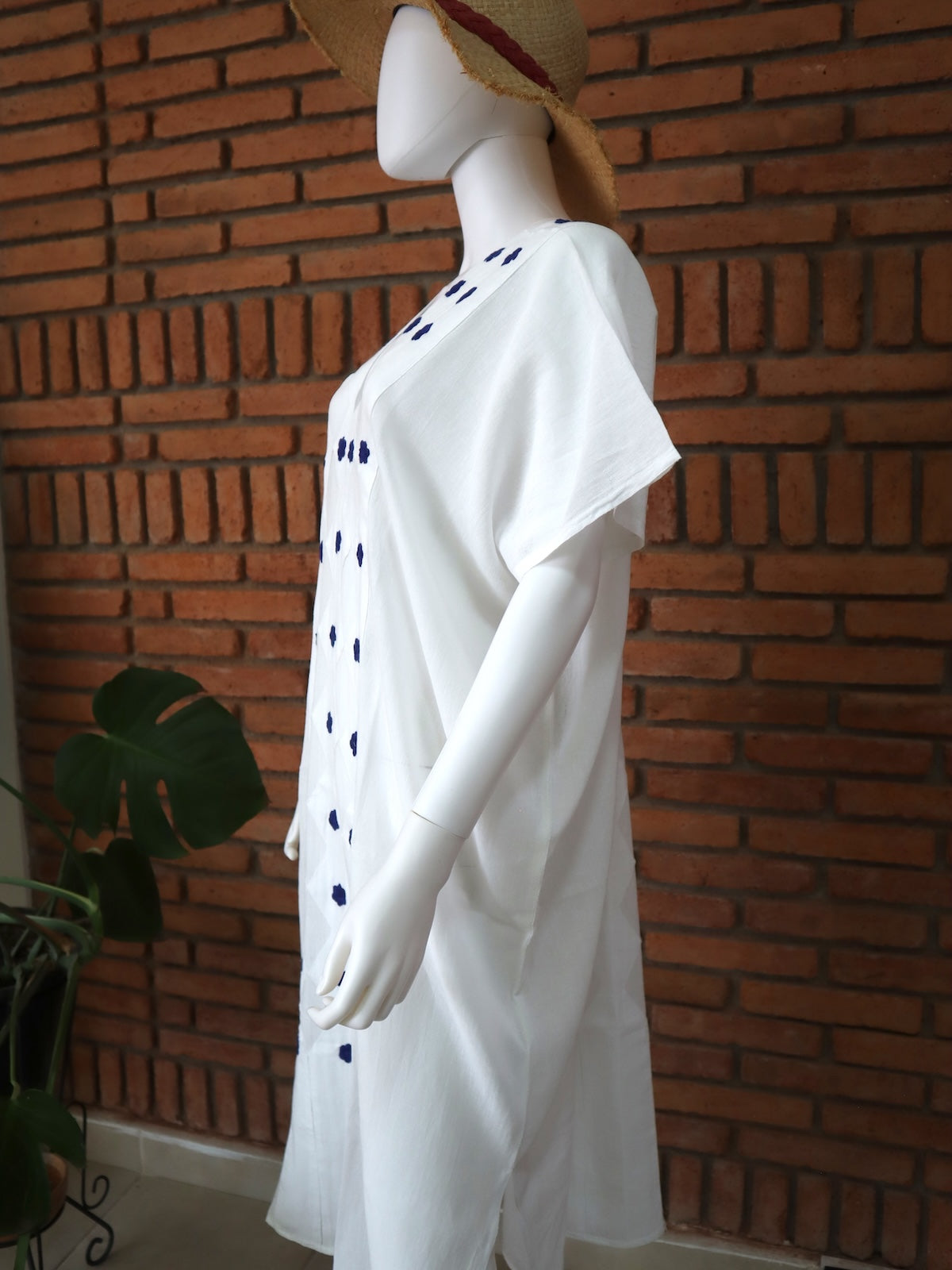 Vestido/Huipil Flores Bordado a Mano Unitalla