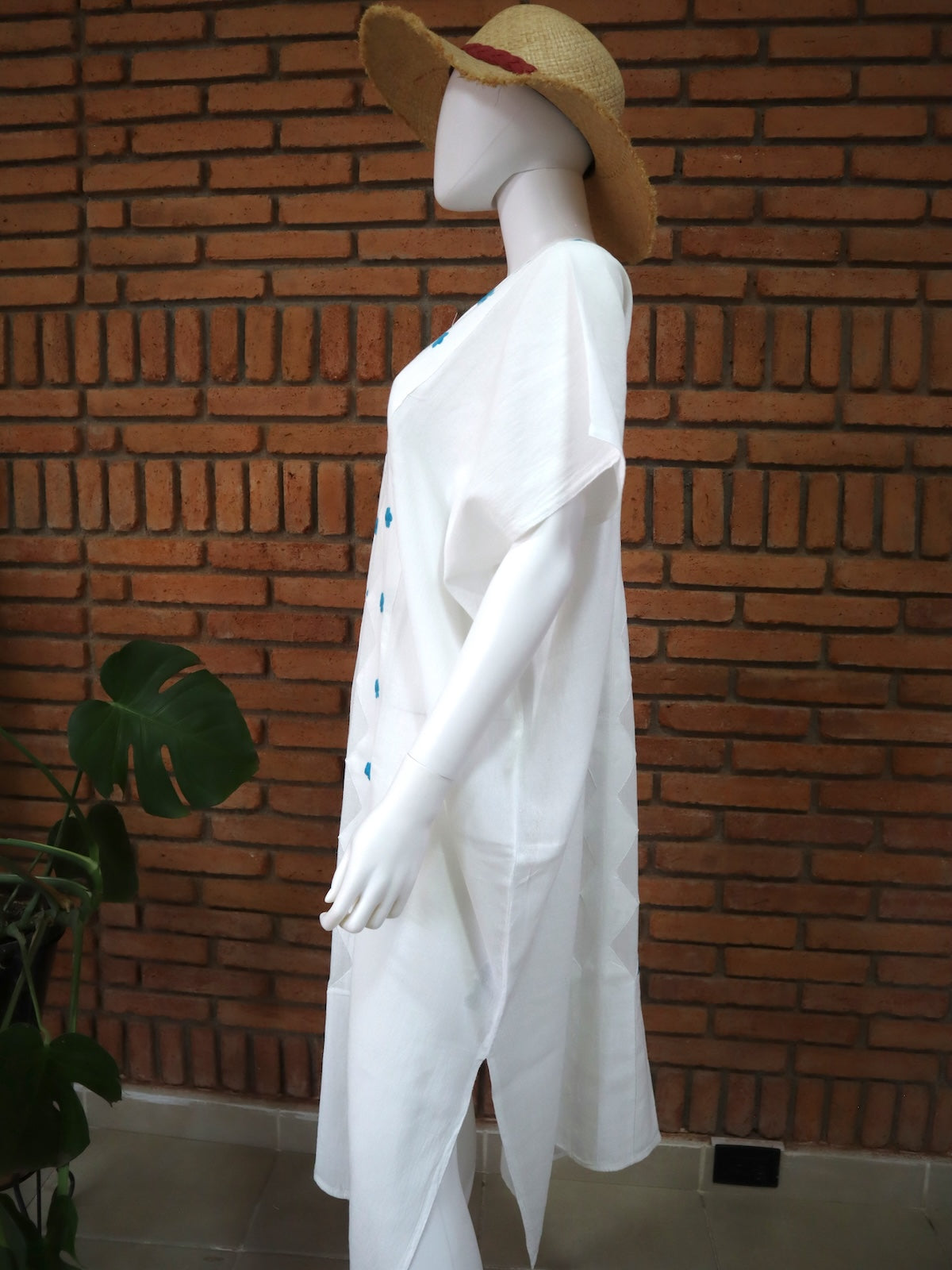 Vestido/Huipil Flores Bordado a Mano Unitalla